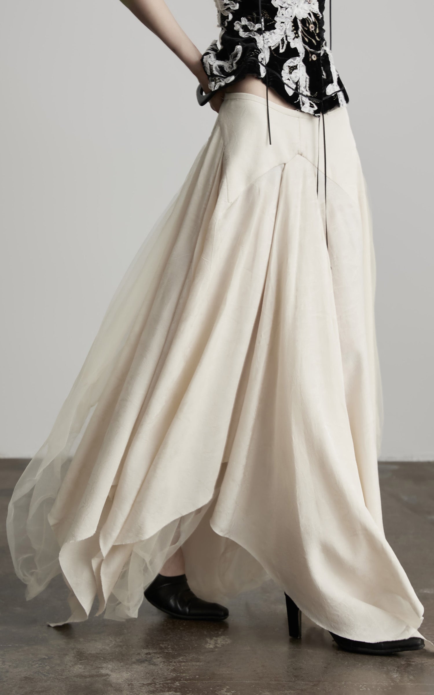 DOINDULGE Deconstructed Draped Jacquard Midi Skirt with Tulle Layering