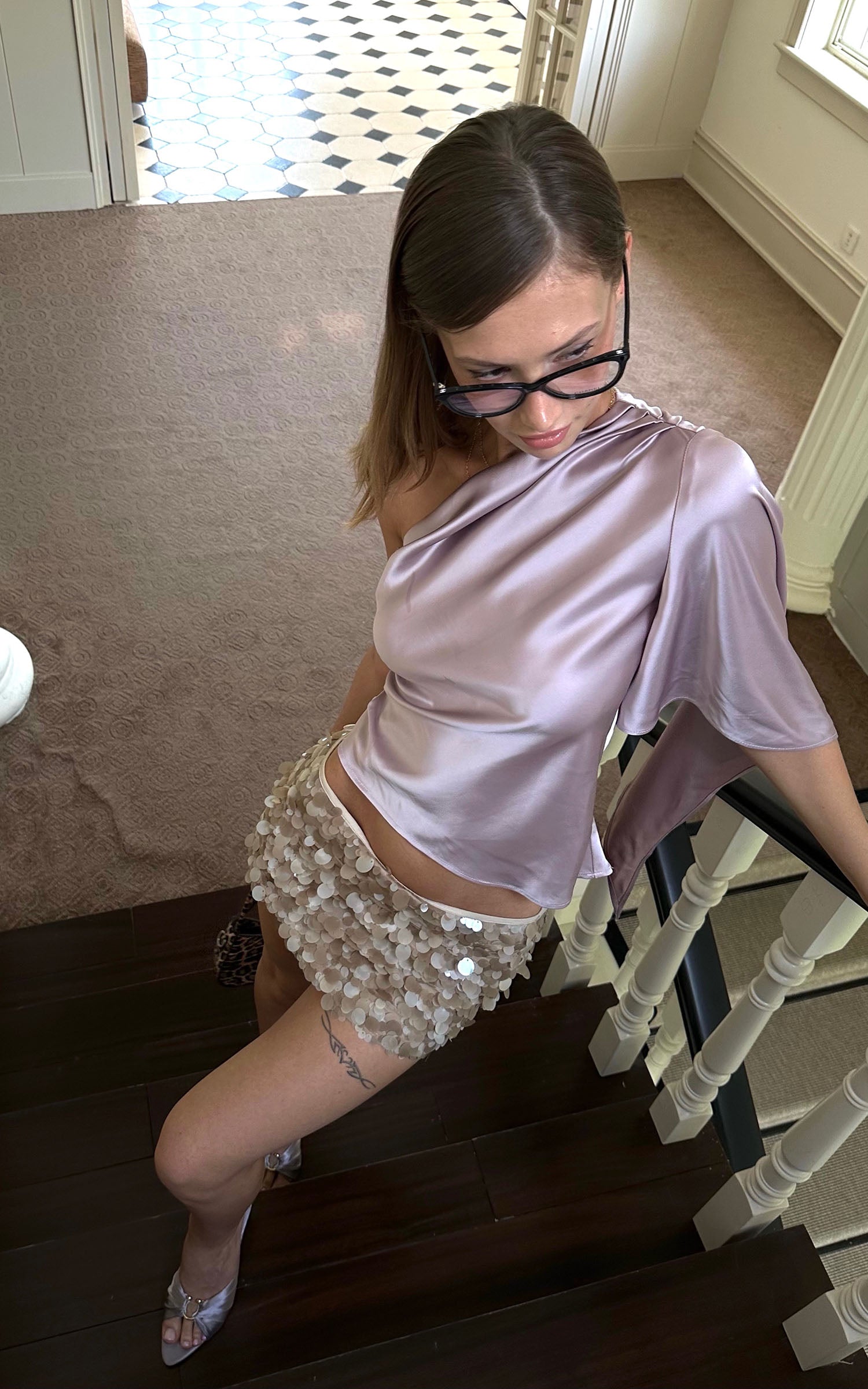 0122stepll Asymmetric One-Shoulder Satin Top