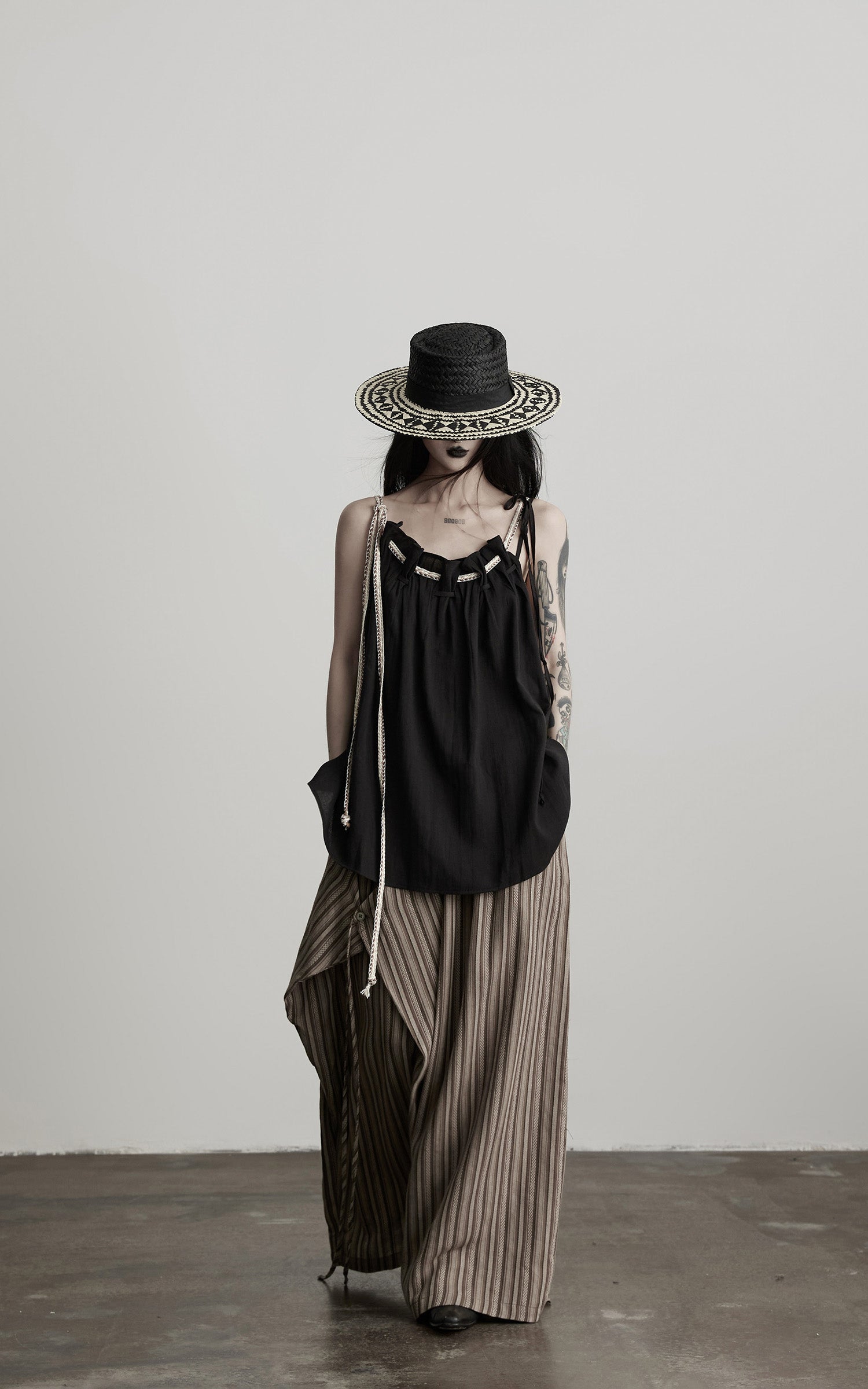 DOINDULGE Braided Rope Drawstring Strap Top