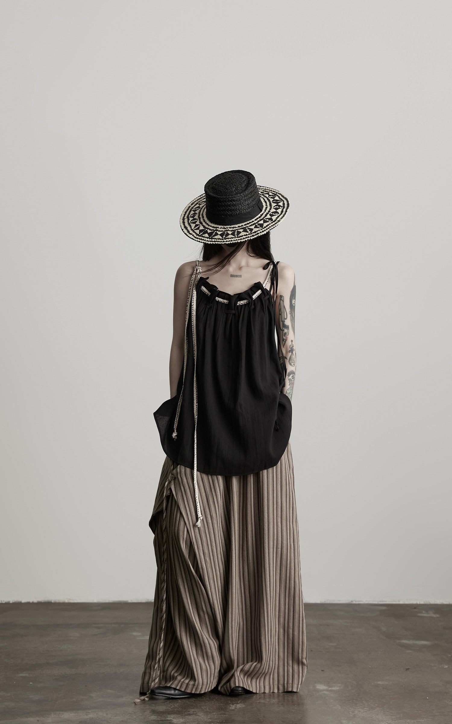 DOINDULGE Braided Rope Drawstring Strap Top