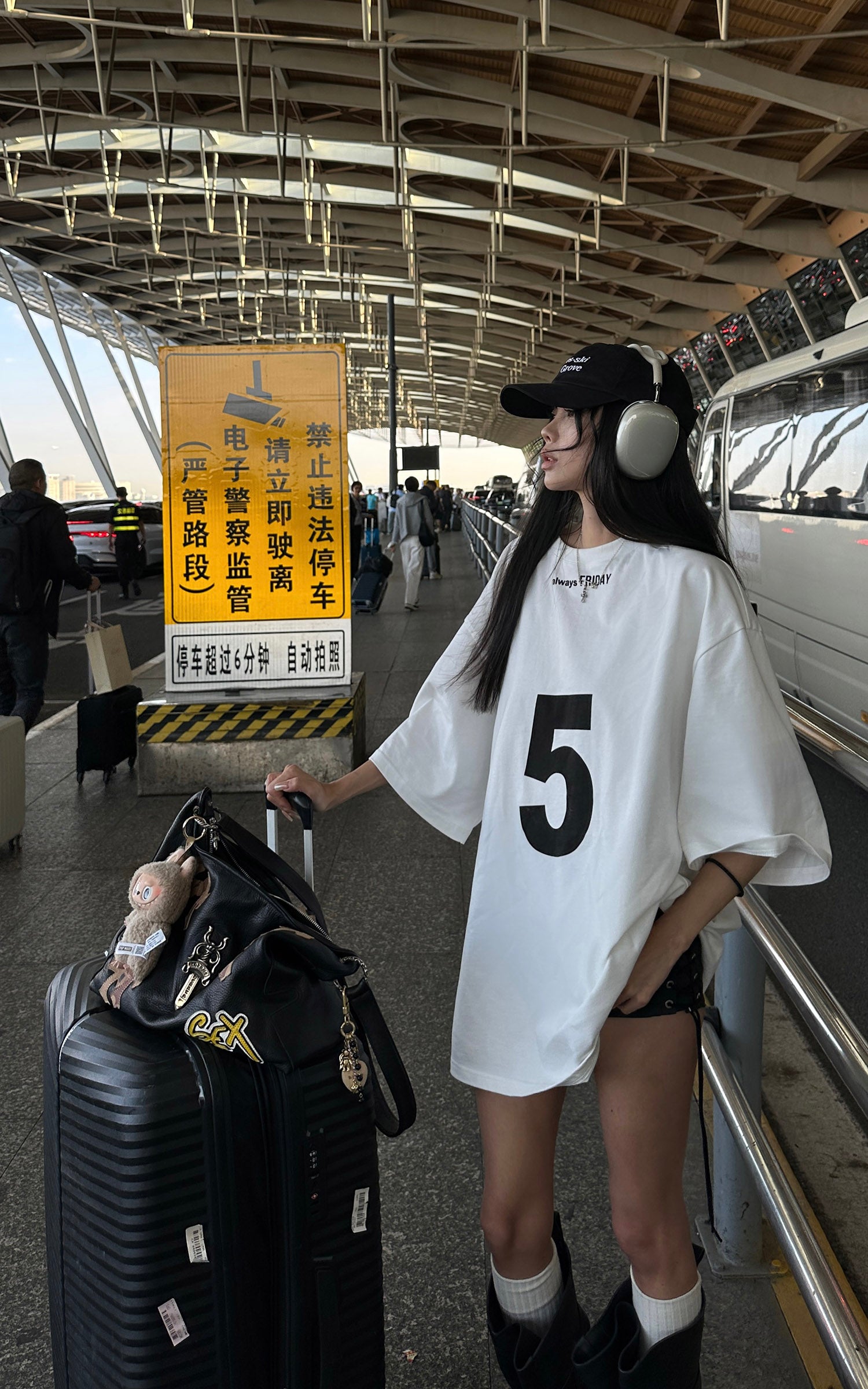 WARDEN EDGE Oversized Graphic Tee with Weekly Print - PINKPARKS