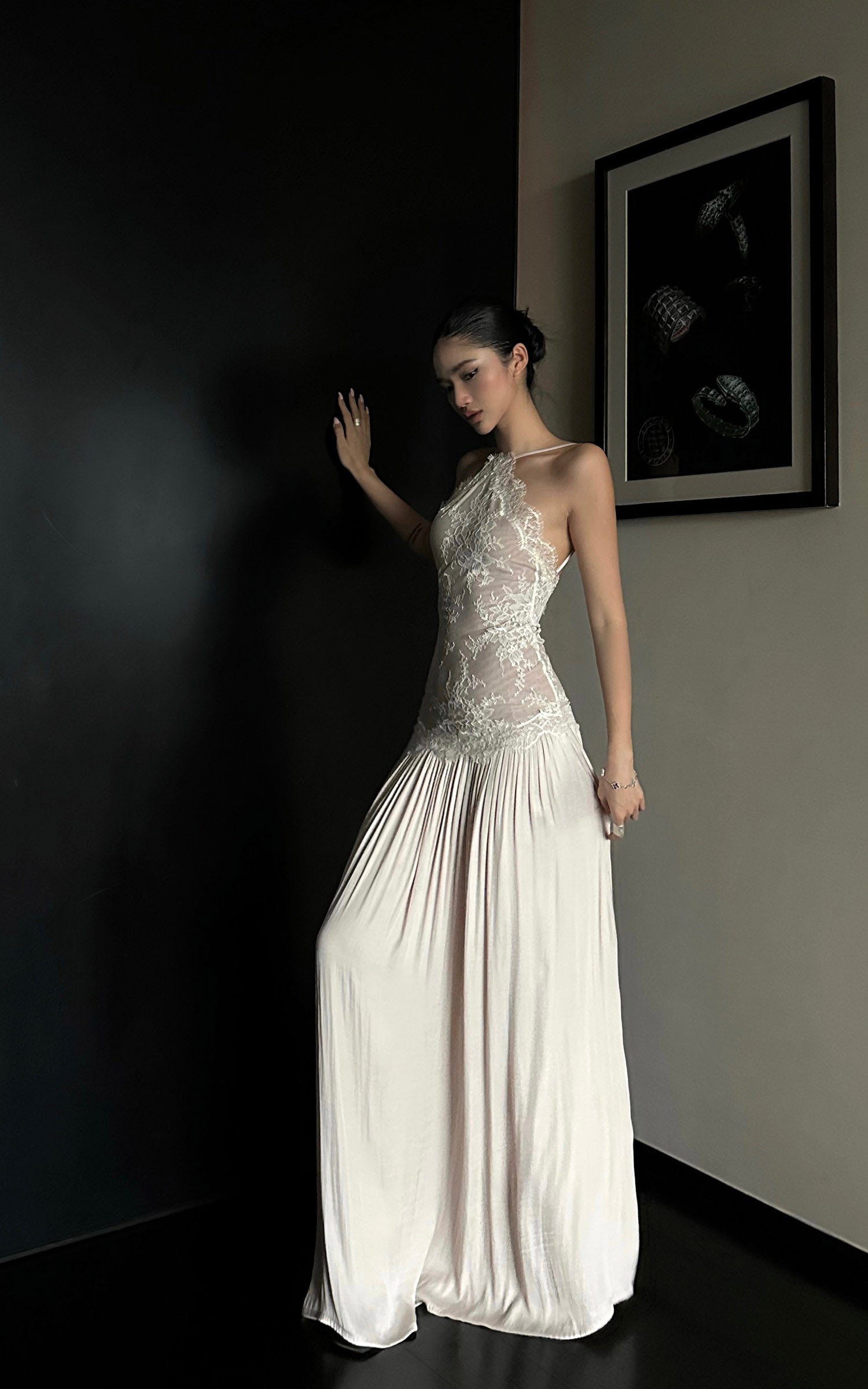 lace halter dresses BABARONI Lace Champagne Wedding Dresses A-line Halter Lace Floor-length Lace-up, Champagne / US0