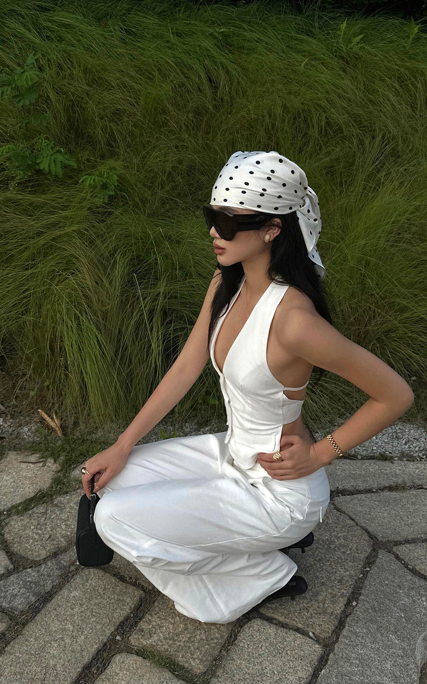 ROVENTE Halter Waistcoat Top with Plunging Neckline and Open Back - PINKPARKS