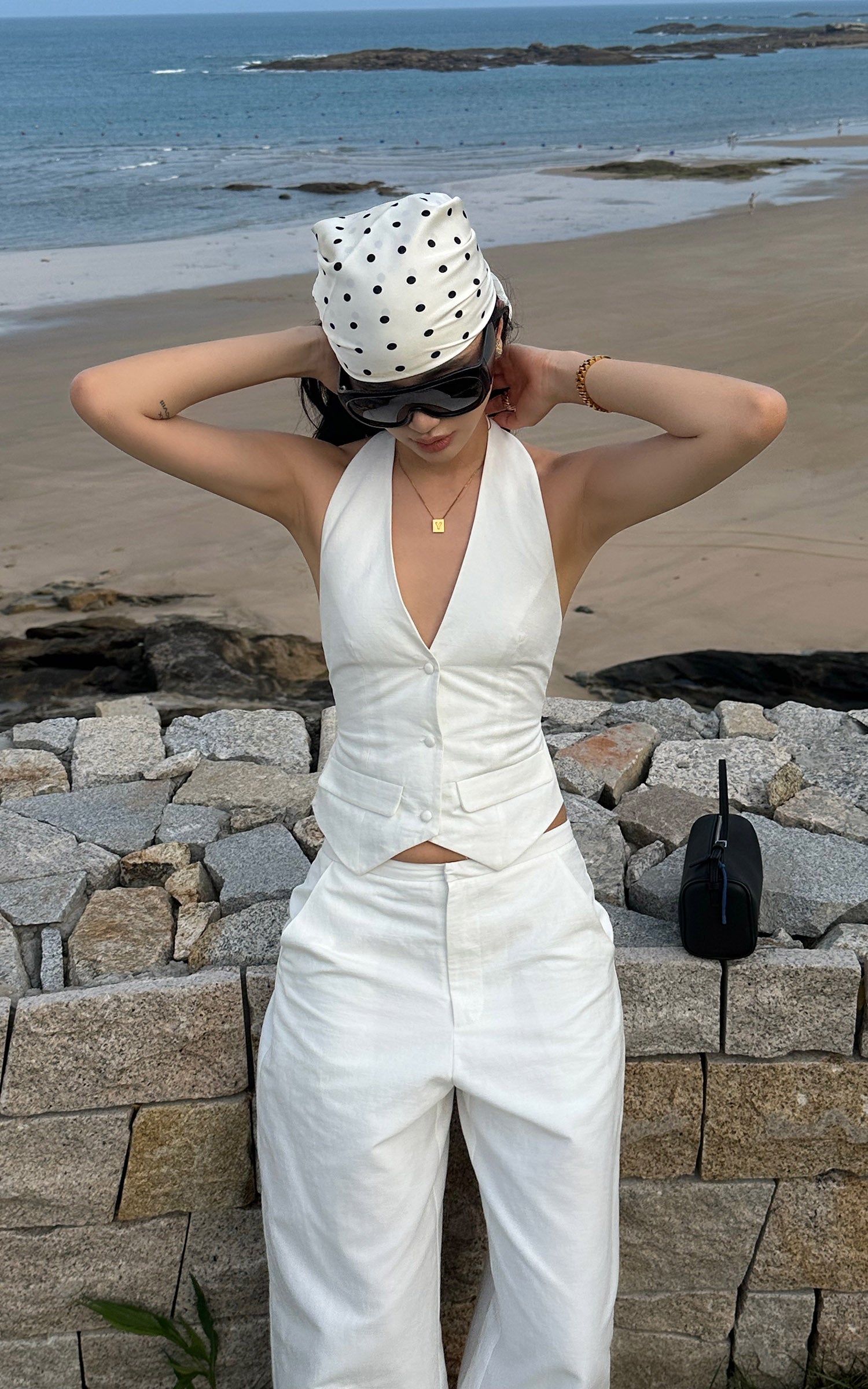ROVENTE Halter Waistcoat Top with Plunging Neckline and Open Back - PINKPARKS