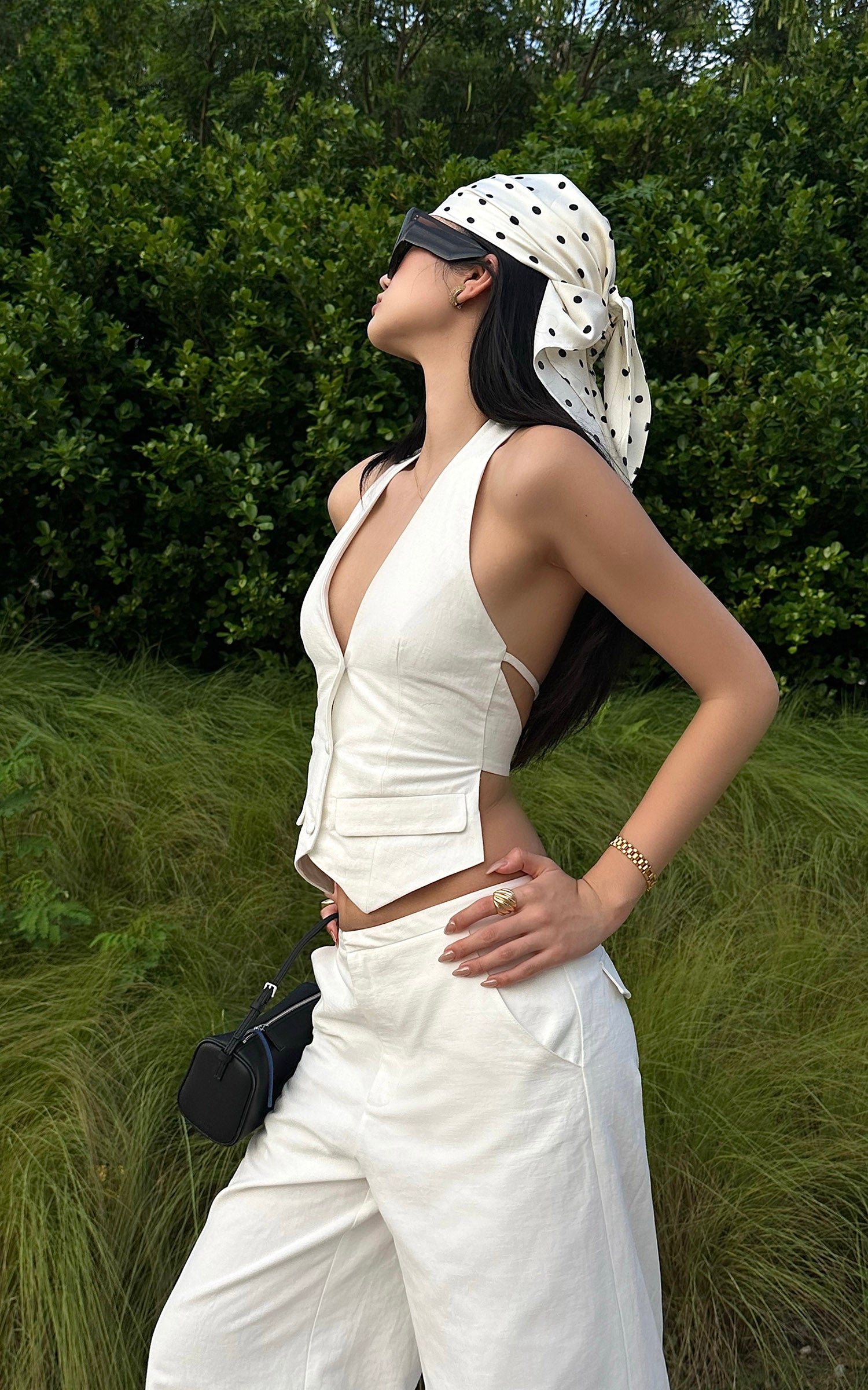 ROVENTE Halter Waistcoat Top with Plunging Neckline and Open Back - PINKPARKS