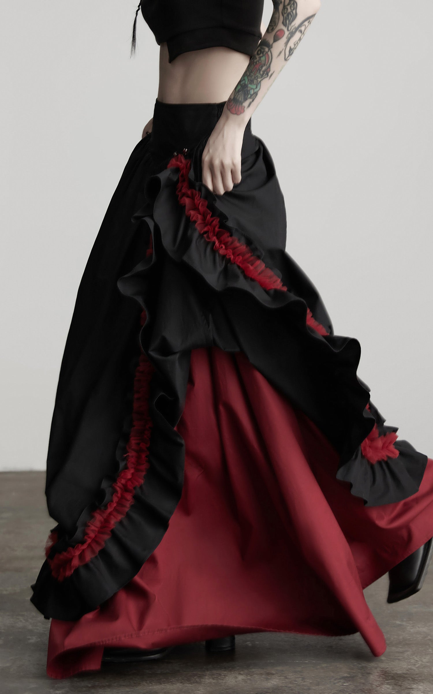 DOINDULGE Flared Skirt with Layered Frill Draping and Contrast Underskirt