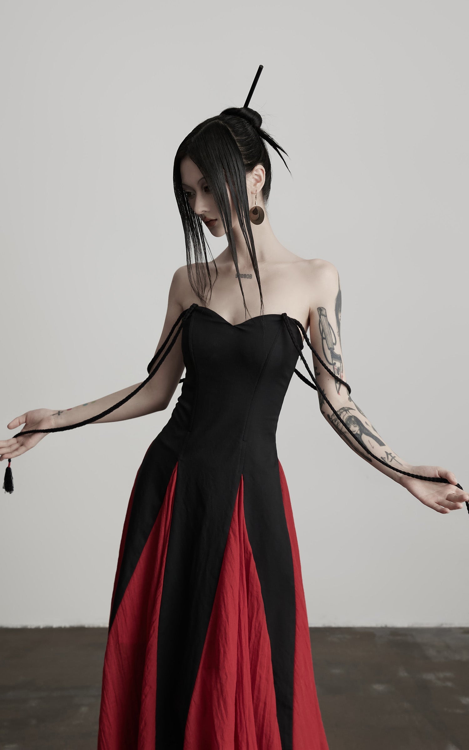 DOINDULGE Braided Strap Crushed Panel Maxi Dress with Lace-Up Back