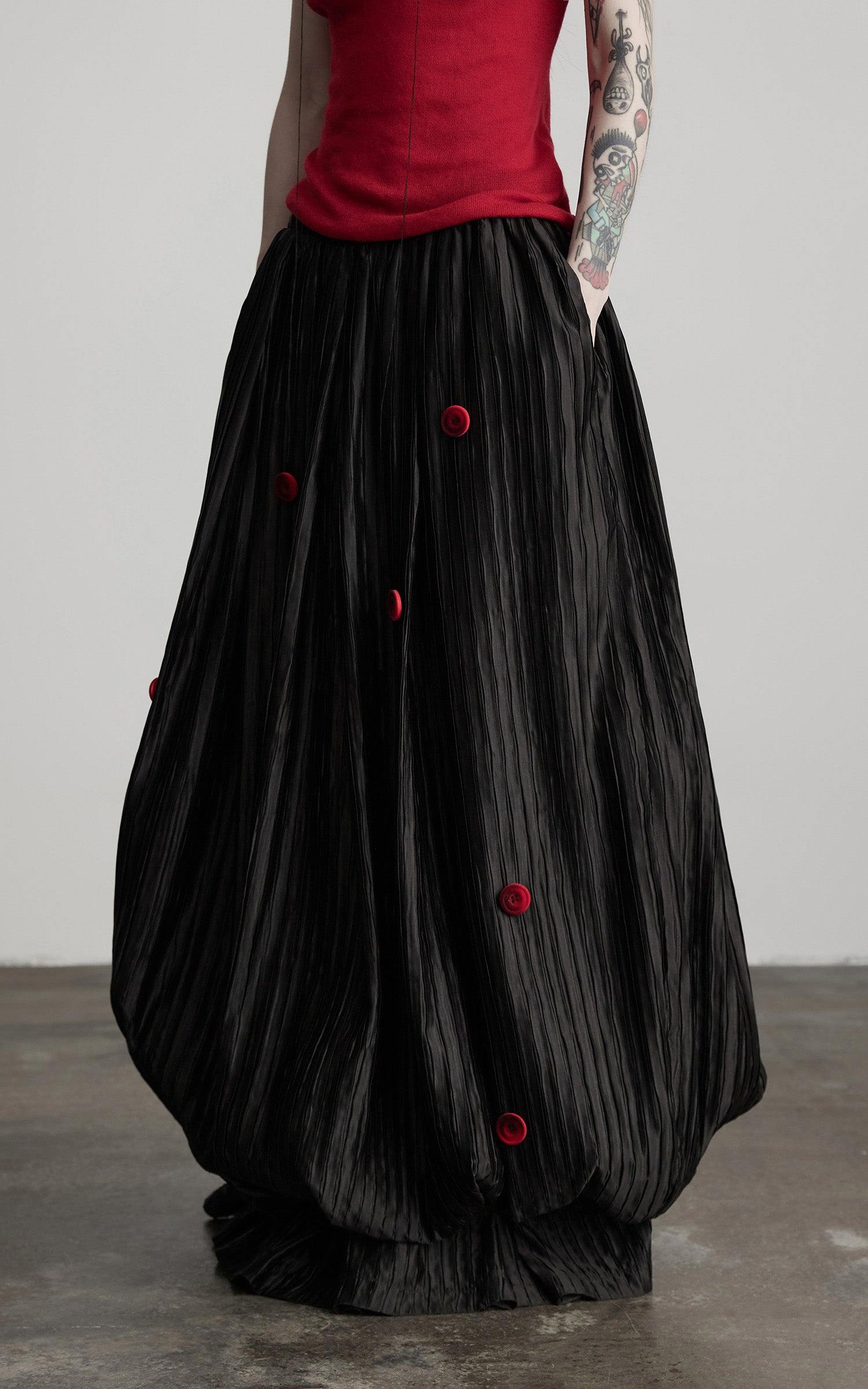 DOINDULGE Black Pleated Skirt Red Button Accents