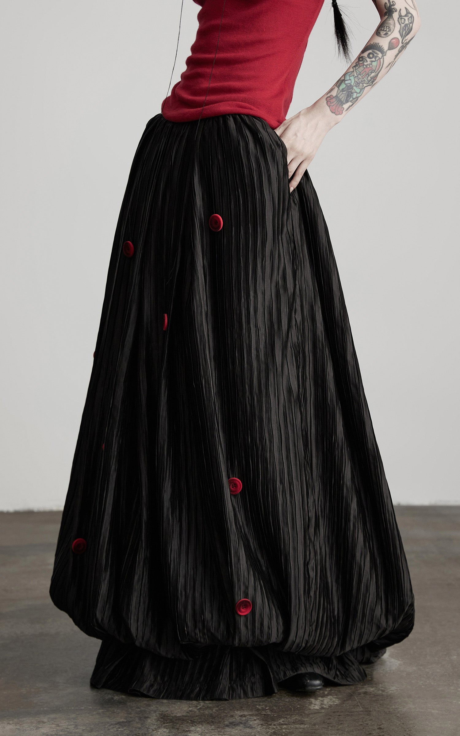 DOINDULGE Black Pleated Skirt Red Button Accents