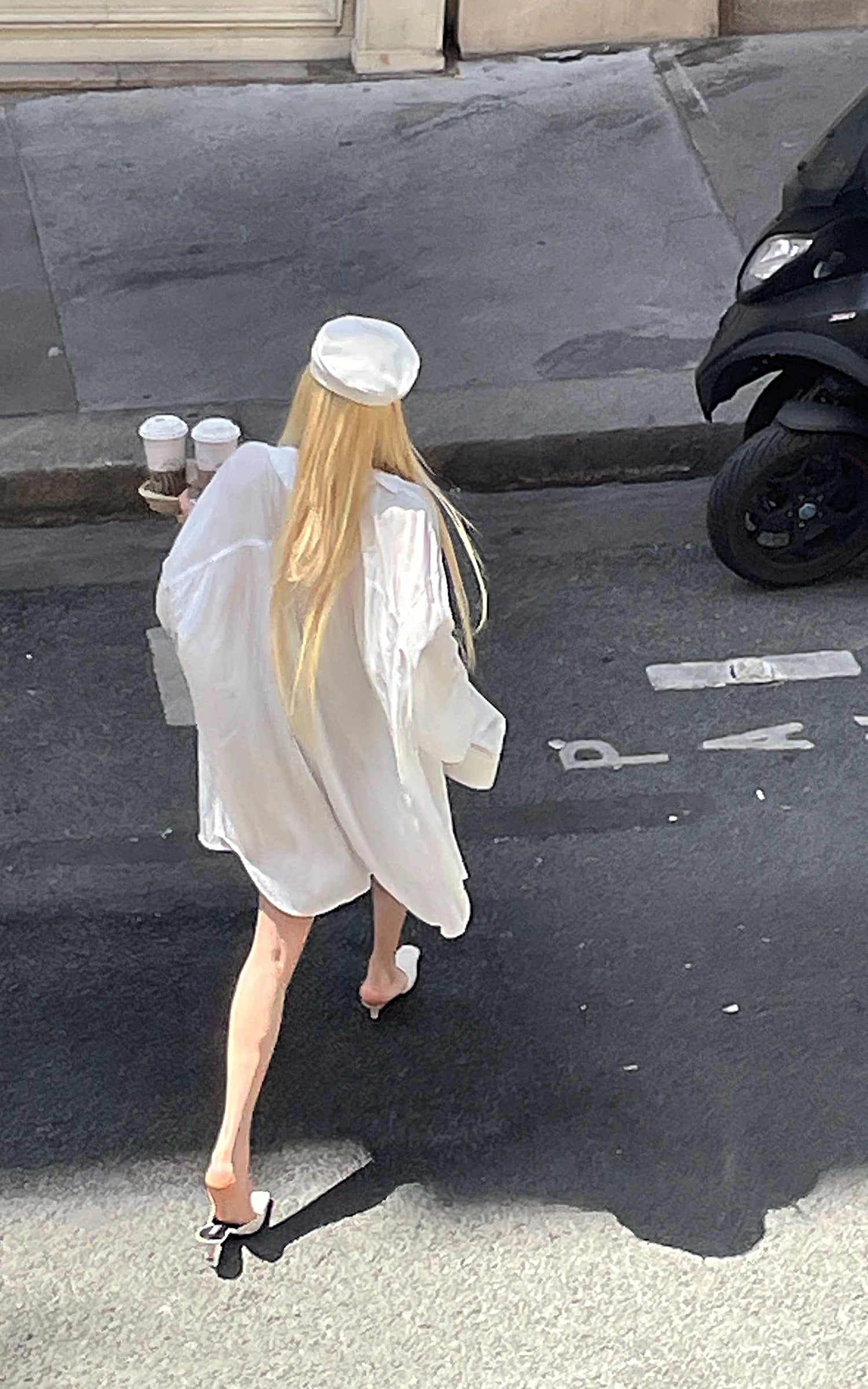 Rase le sol Oversized Embroidered Shirt with Dropped Shoulders and Extended Cuffs