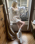 Robe évasée à carreaux avec ourlet en dentelle superposée