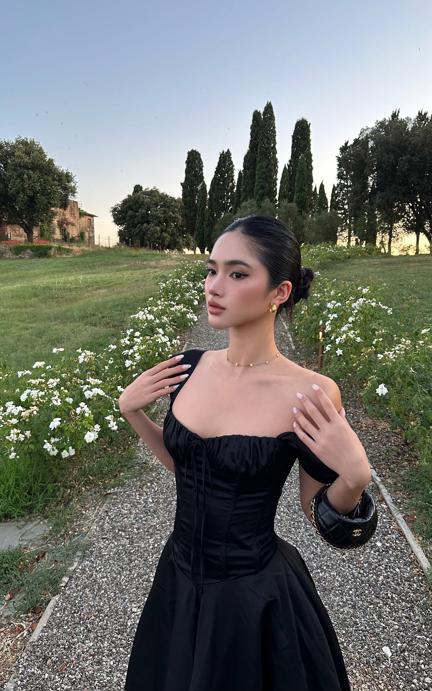 ROVENTE Off-Shoulder Satin Corset Midi Dress with Flared Skirt