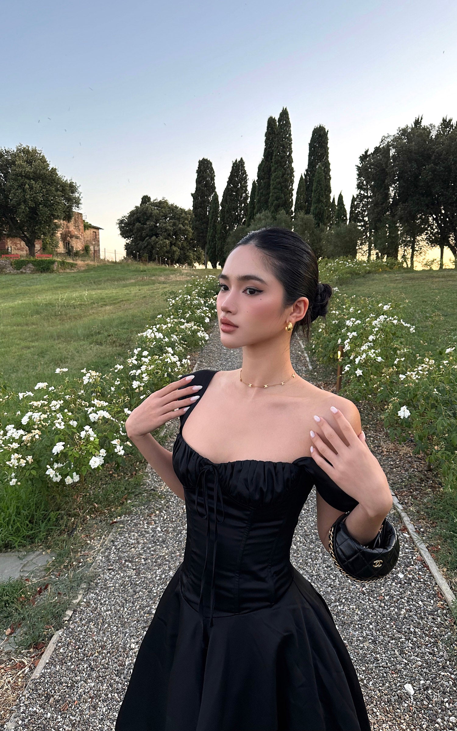 ROVENTE Off-Shoulder Satin Corset Midi Dress with Flared Skirt