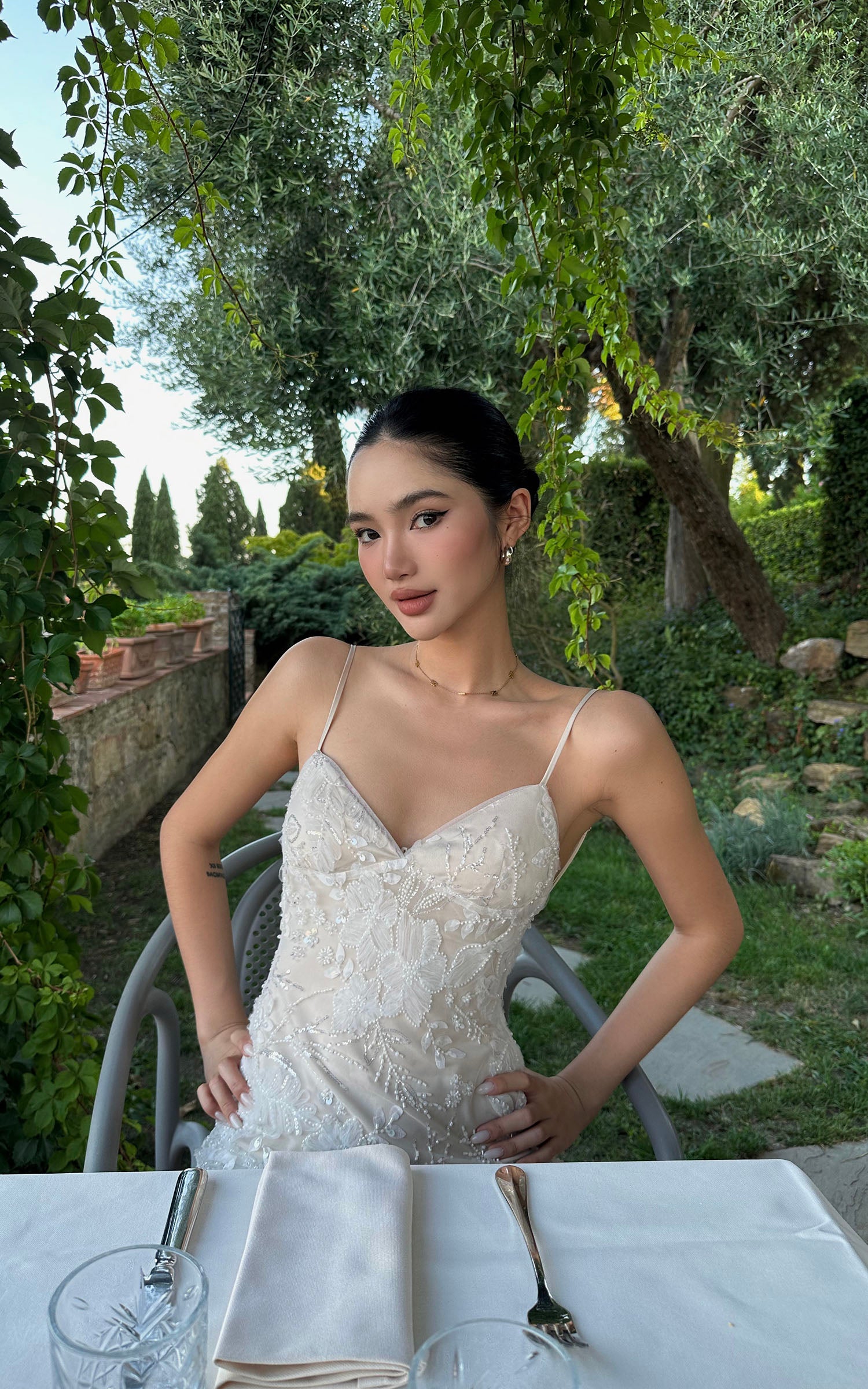 ROVENTE Embellished Lace Maxi Dress with Sequin Detail and Open Back