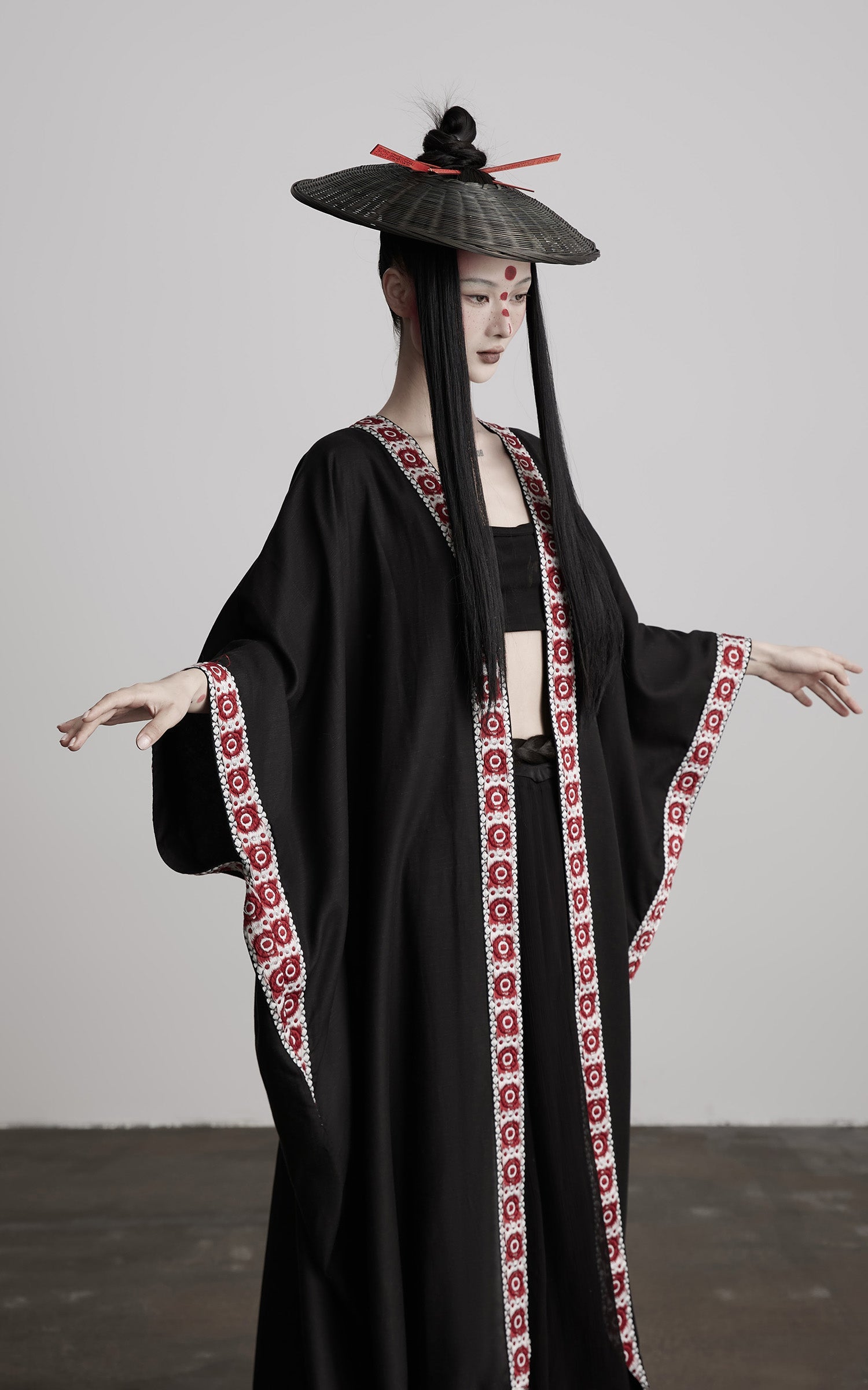 DOINDULGE Embroidered Long Kimono Coat with Flowing Silhouette and Contrast Details