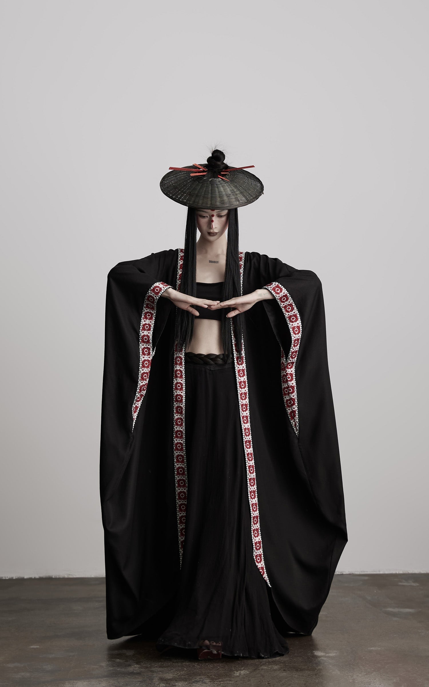DOINDULGE Embroidered Long Kimono Coat with Flowing Silhouette and Contrast Details