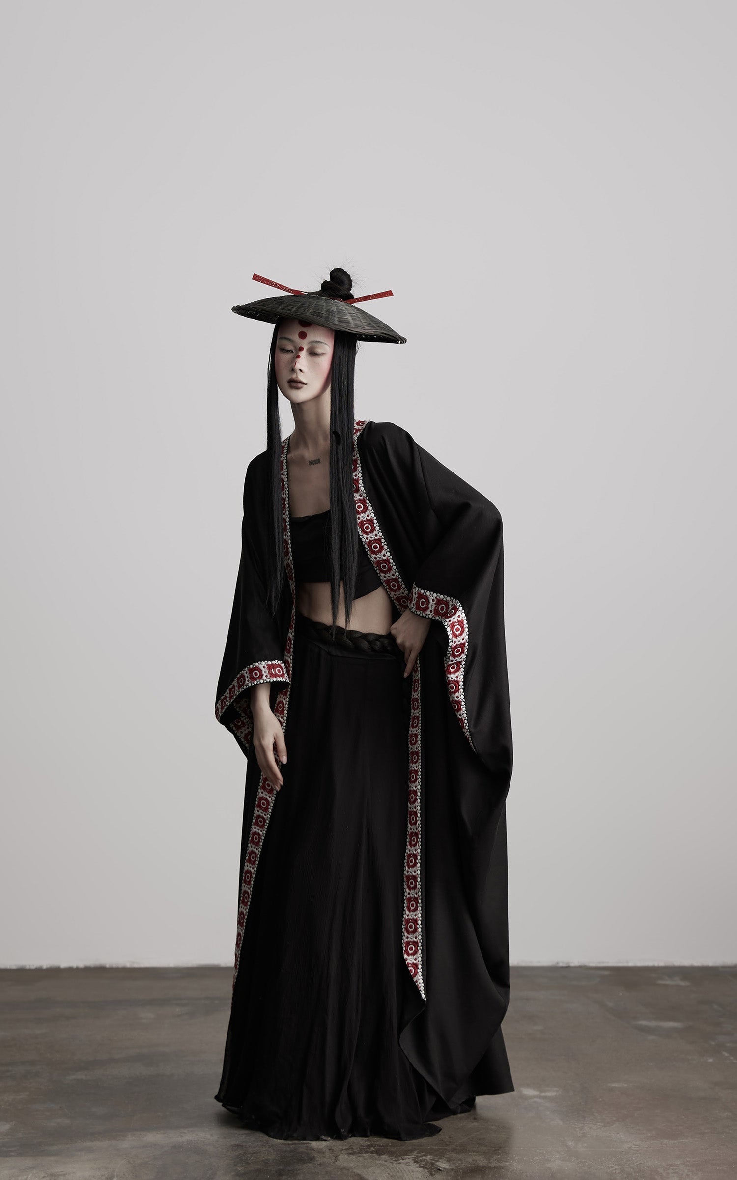 DOINDULGE Embroidered Long Kimono Coat with Flowing Silhouette and Contrast Details