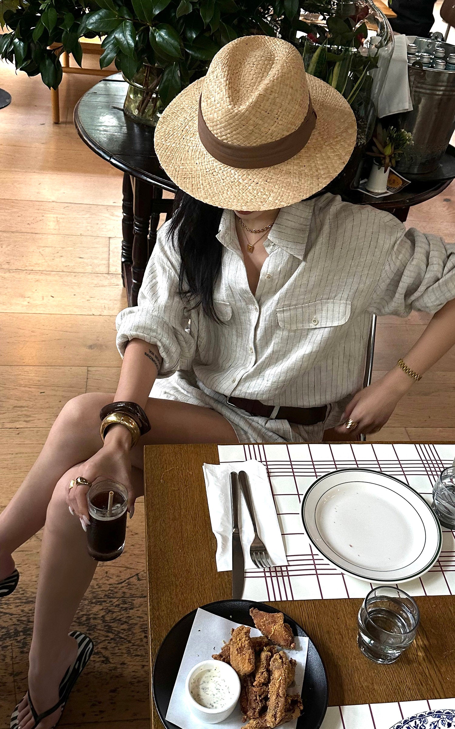 ROVENTE Pinstripe Linen Shirt and Shorts Set with Relaxed Fit and Tailored Detailing