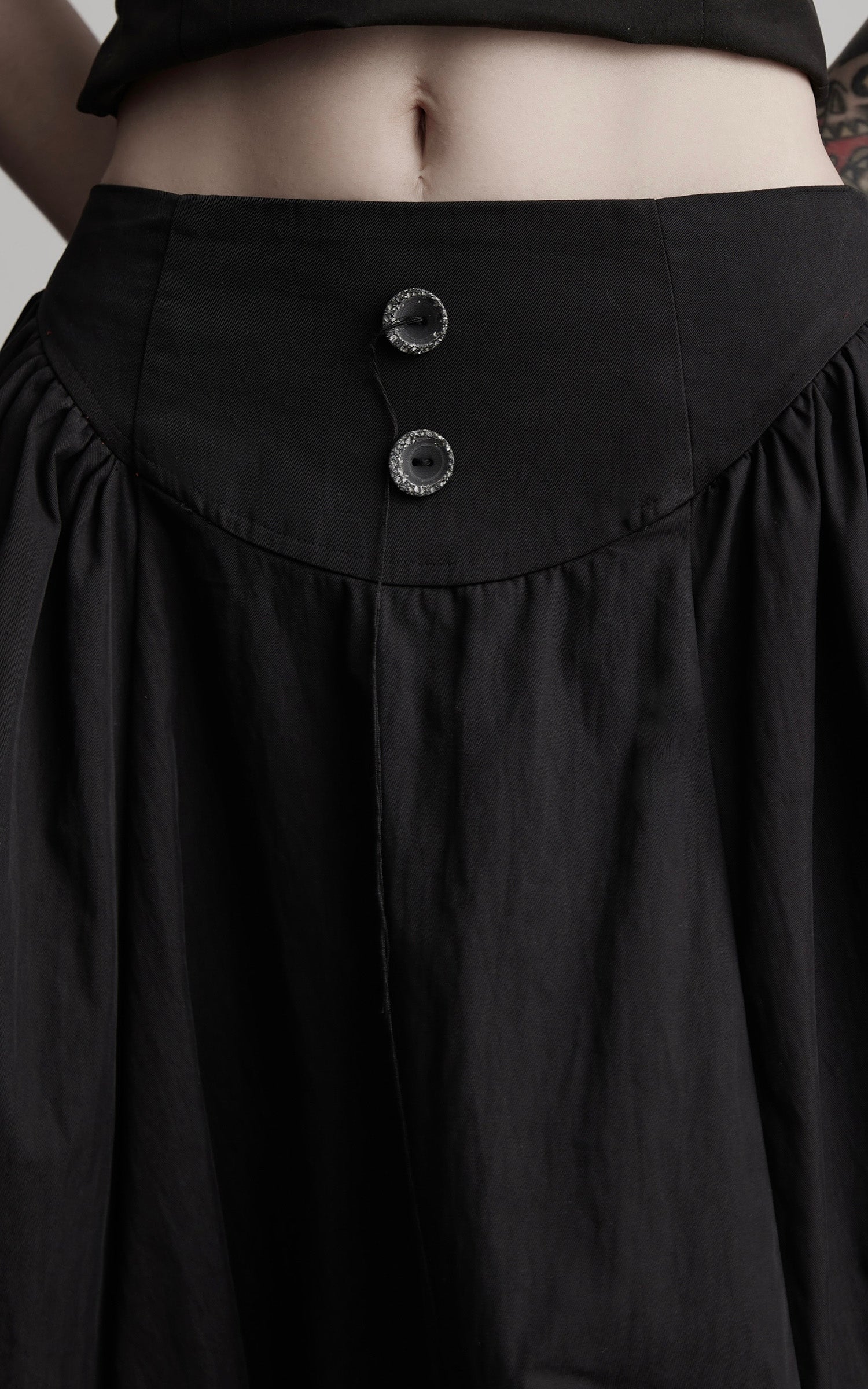 DOINDULGE Layered Contrast Hem Skirt with Gathered Draping and Buttoned High Waist