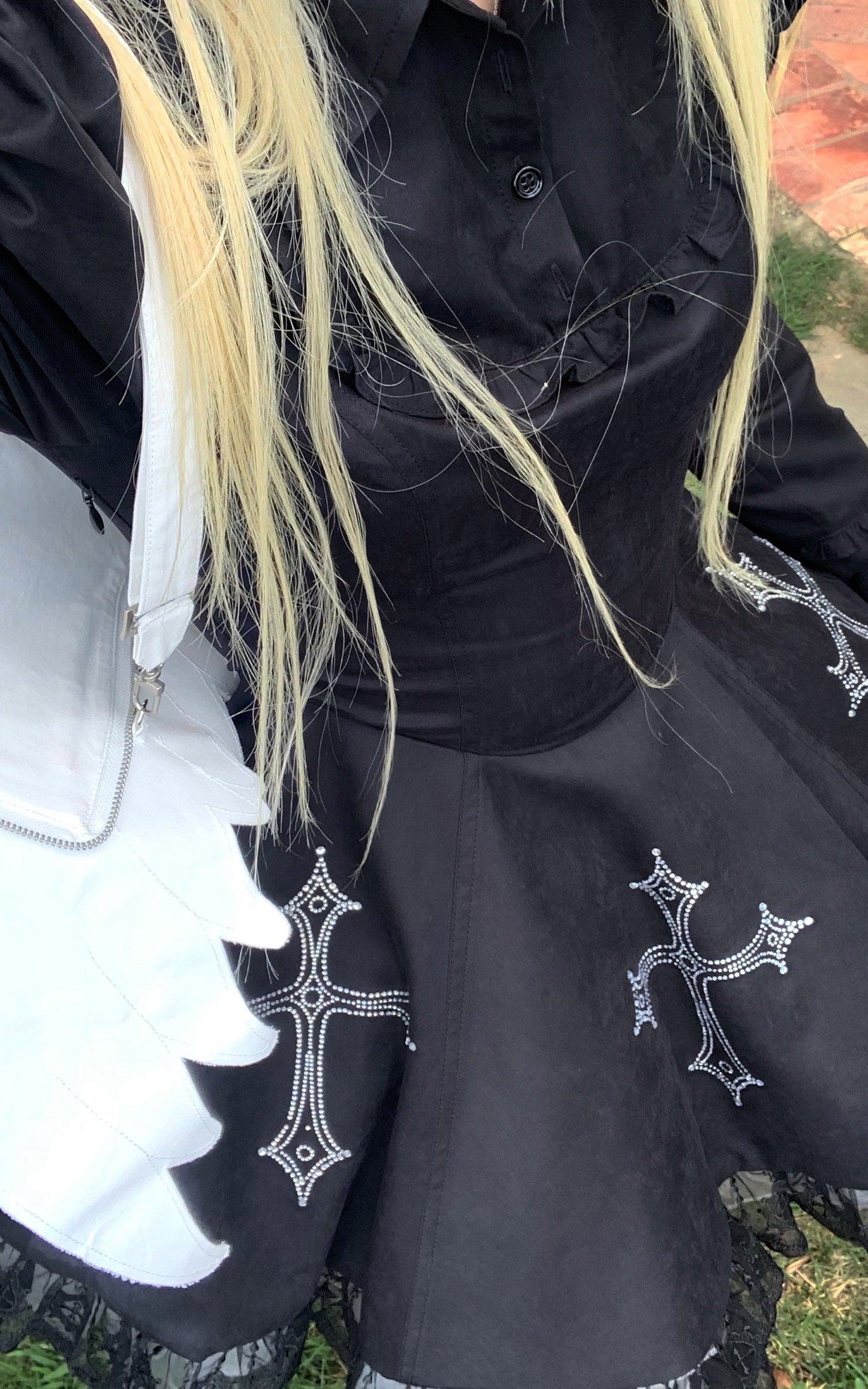 Rase le sol クロス刺繍とレース裾のゴシックドレス