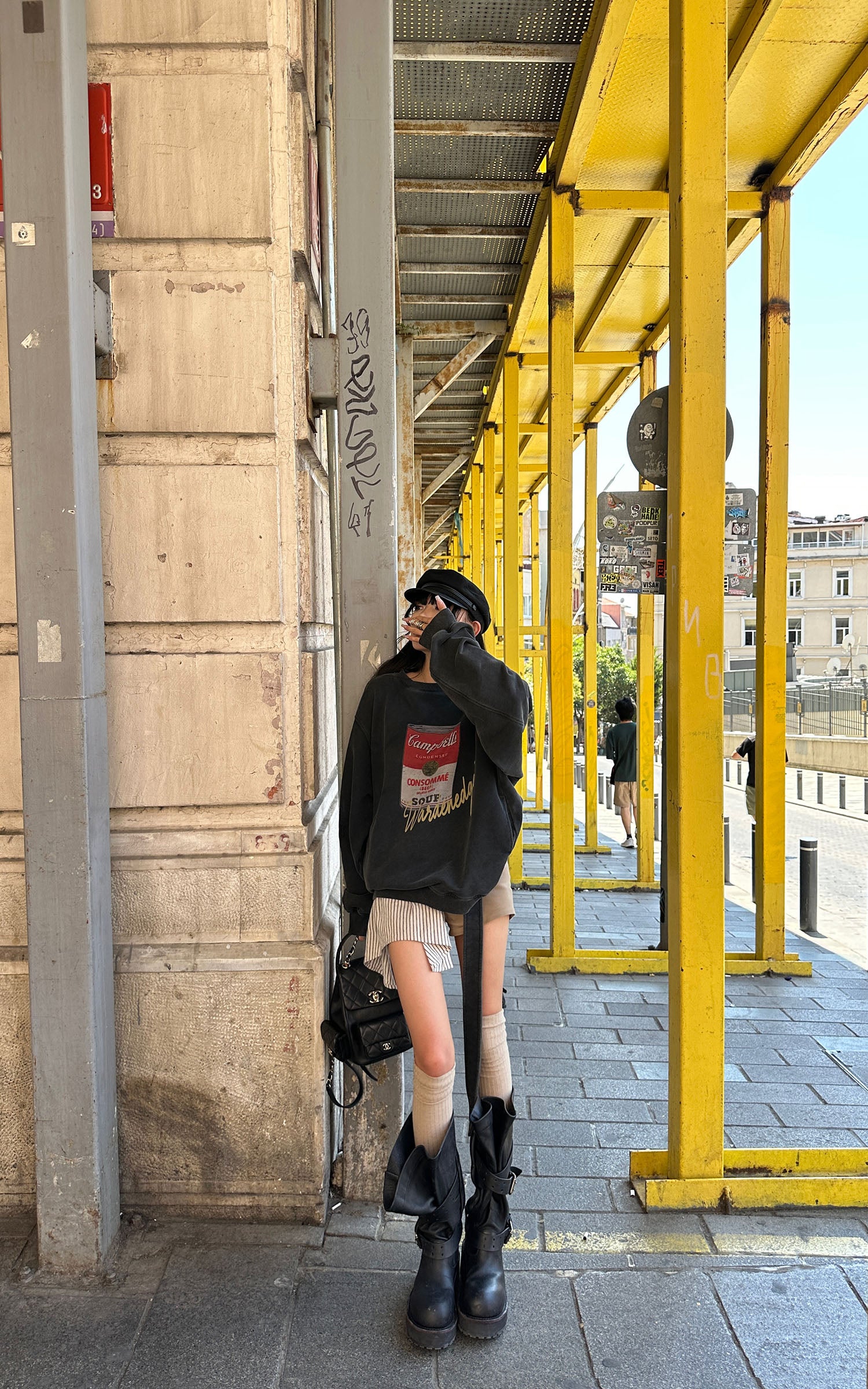 WARDEN EDGE Oversized Graphic Sweatshirt with Vintage Campbell Print and Strap Hem Detail