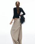 IAMXIAA Knit Cropped V Neck Sweater