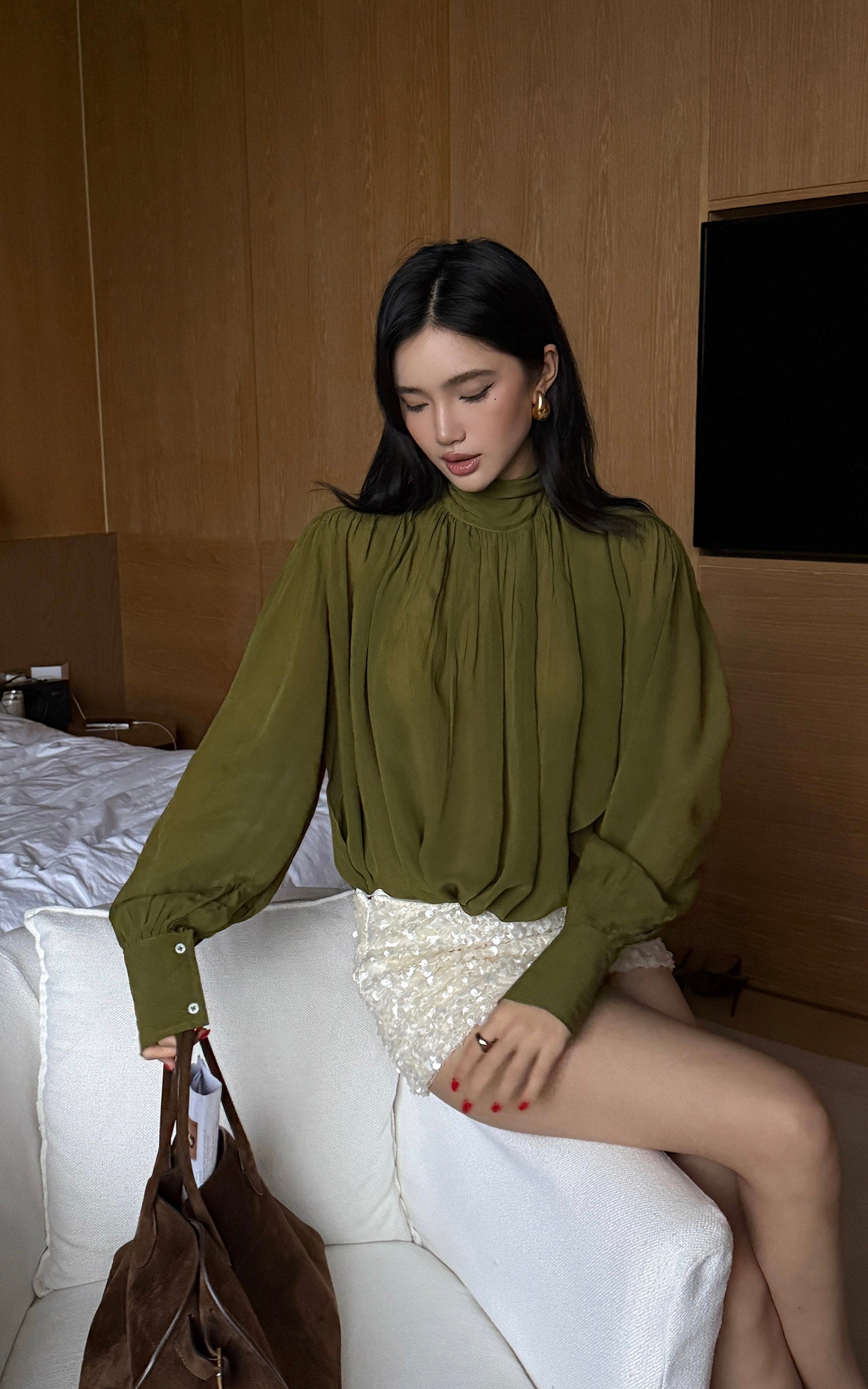 ROVENTE Draped Deep V-Neck Blouse with Tie Collar and Billowy Sleeves