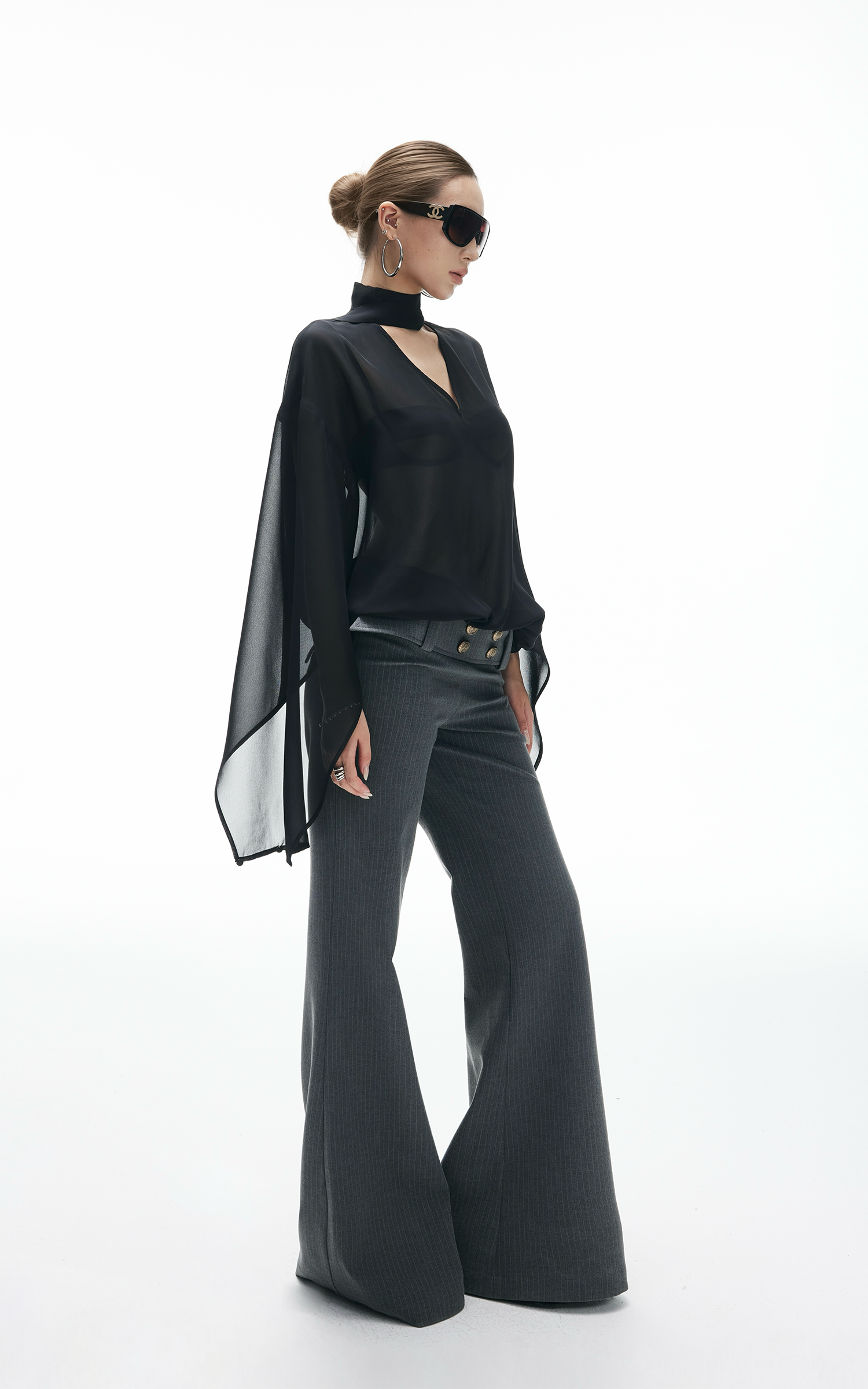 IAMXIAA Low Rise Wide Leg Trousers with Statement Belt