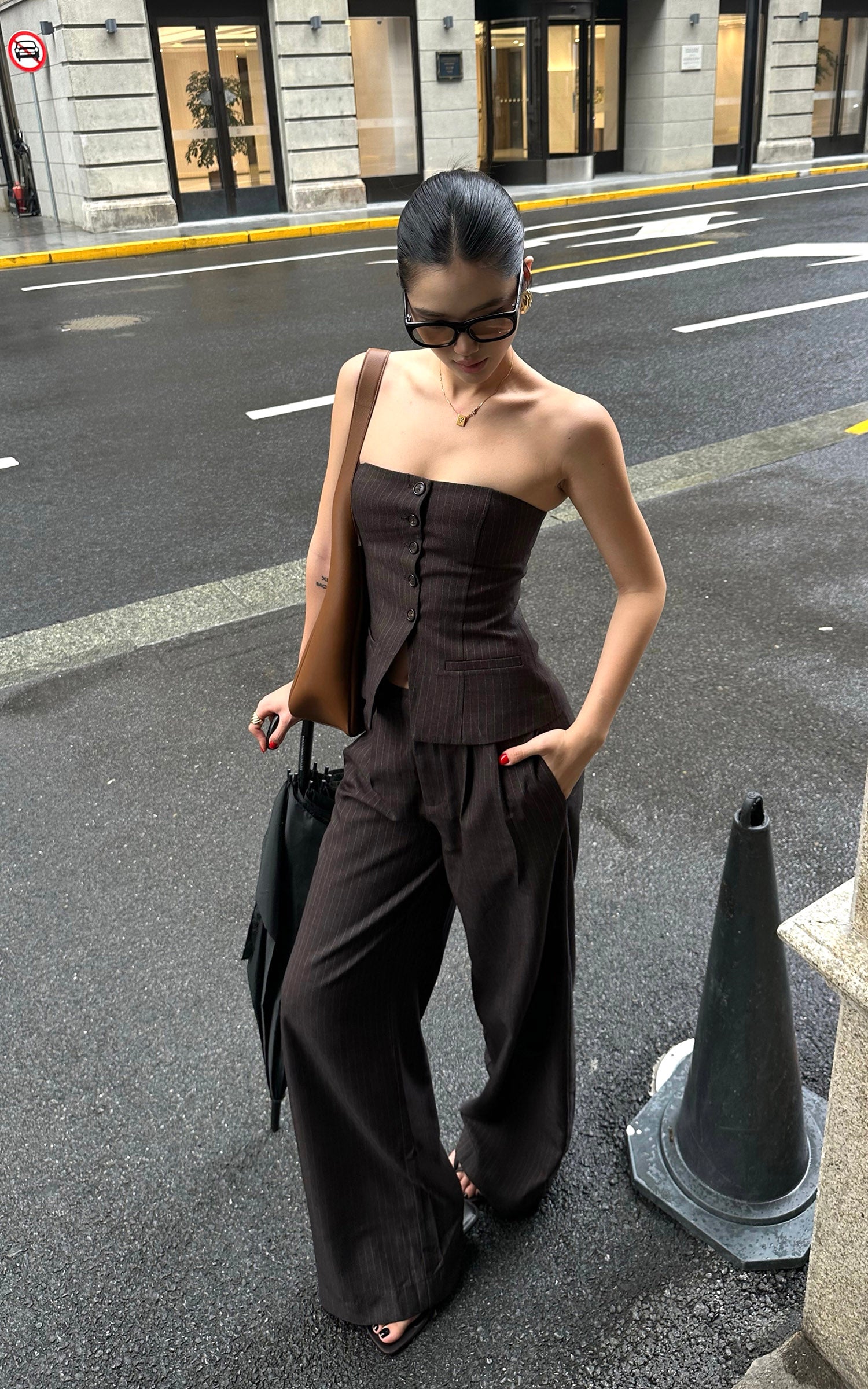 ROVENTE Pinstripe Wide-Leg Trousers with Pleated Front and Tailored Waist