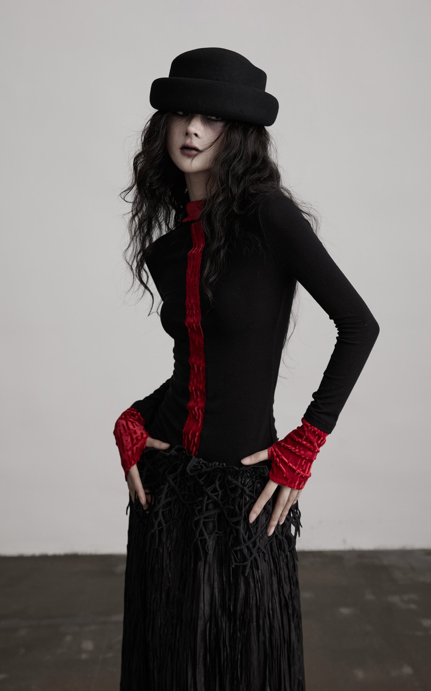 DOINDULGE Contrast Velvet Panel Long Sleeve T-Shirt
