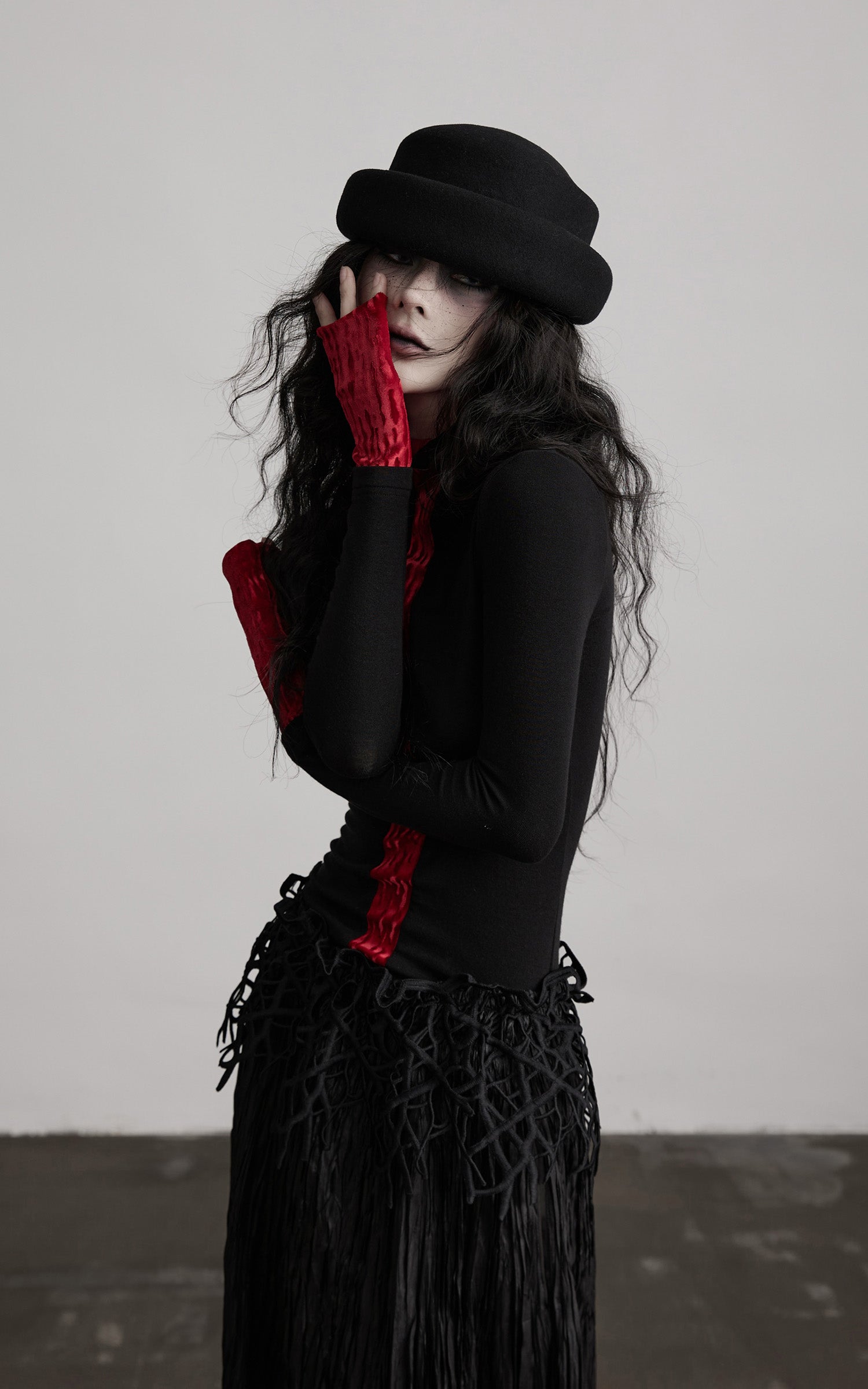 DOINDULGE Contrast Velvet Panel Long Sleeve T-Shirt