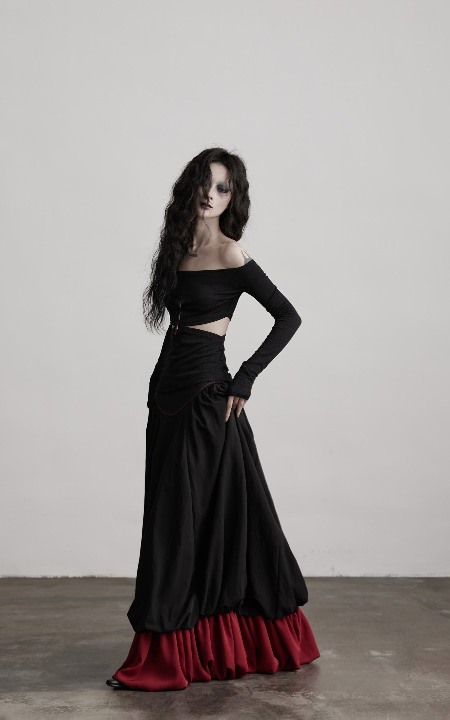 DOINDULGE Off-Shoulder Cutout Top with Bead Details