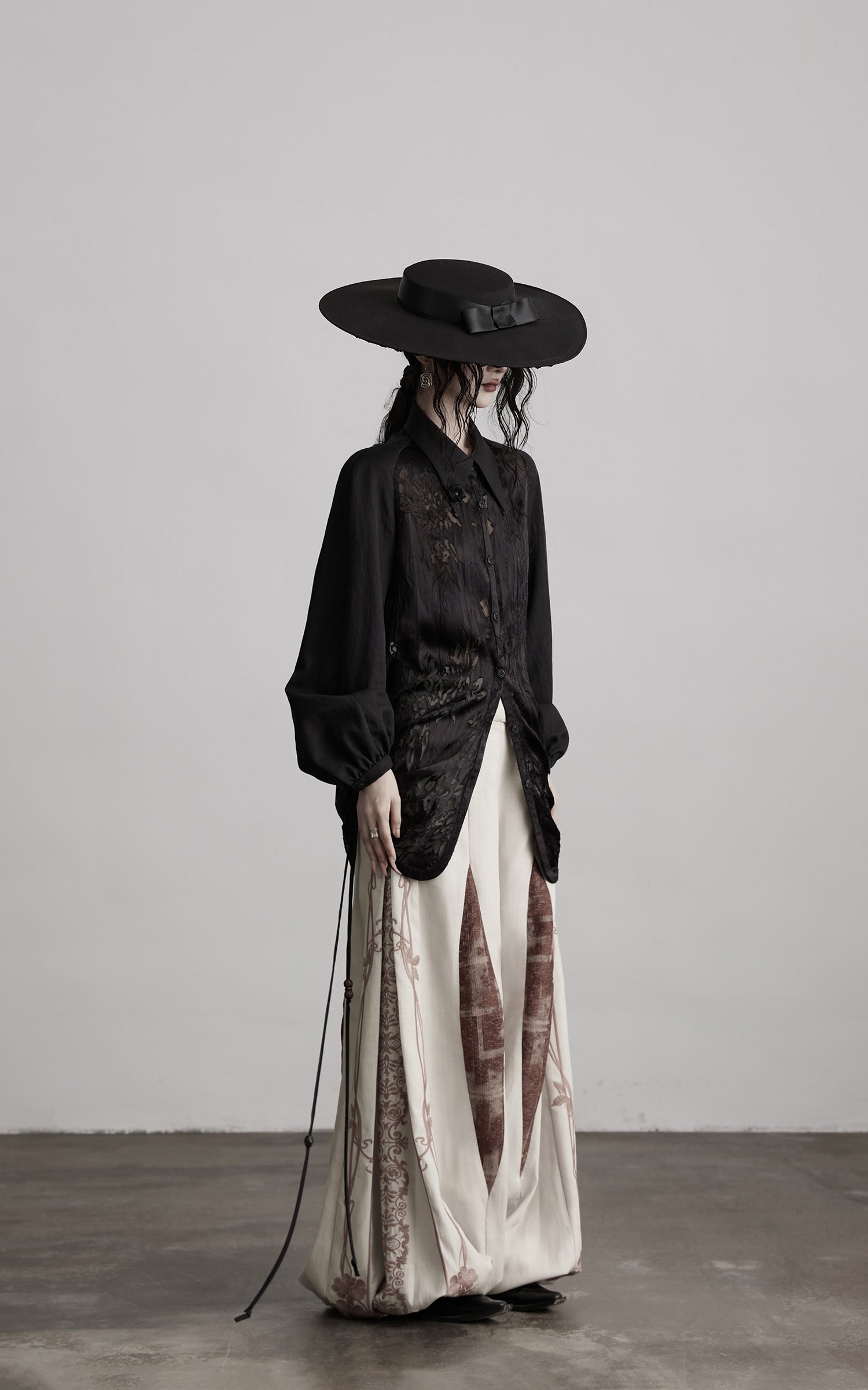 DOINDULGE Textured Jacquard Shirt with High Collar and Ruched Hem