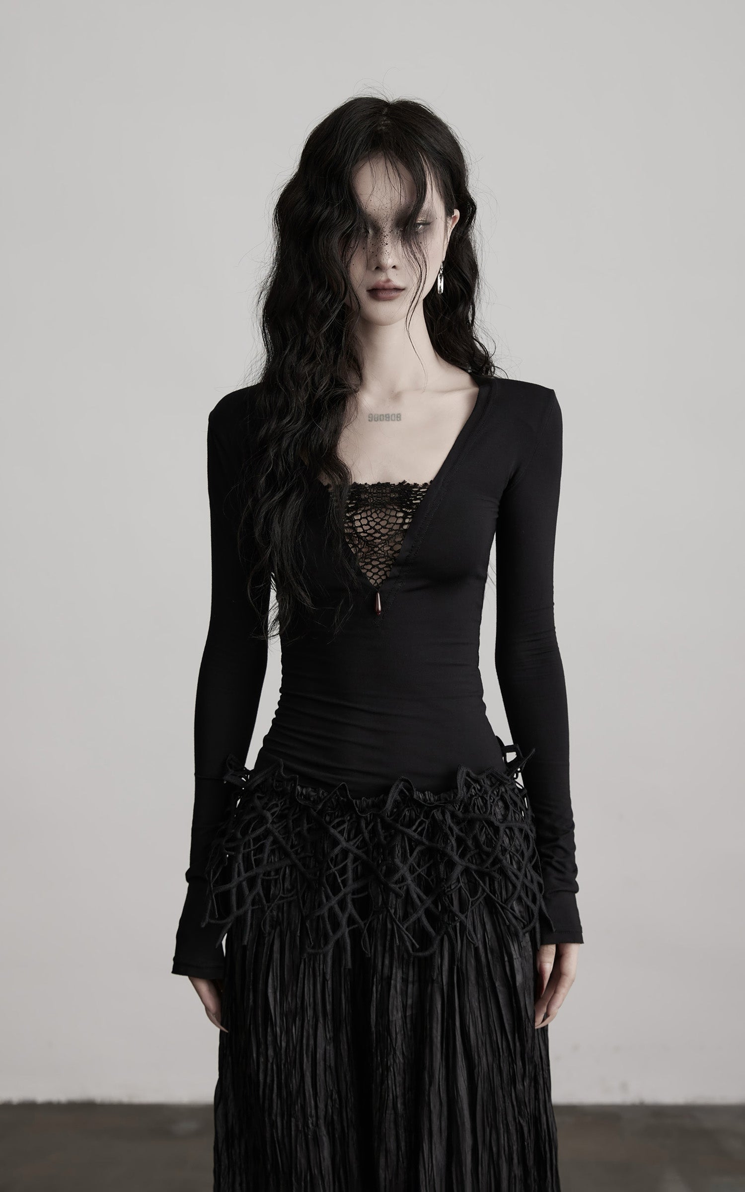 DOINDULGE Deep V Lace Detail Long Sleeve T-Shirt