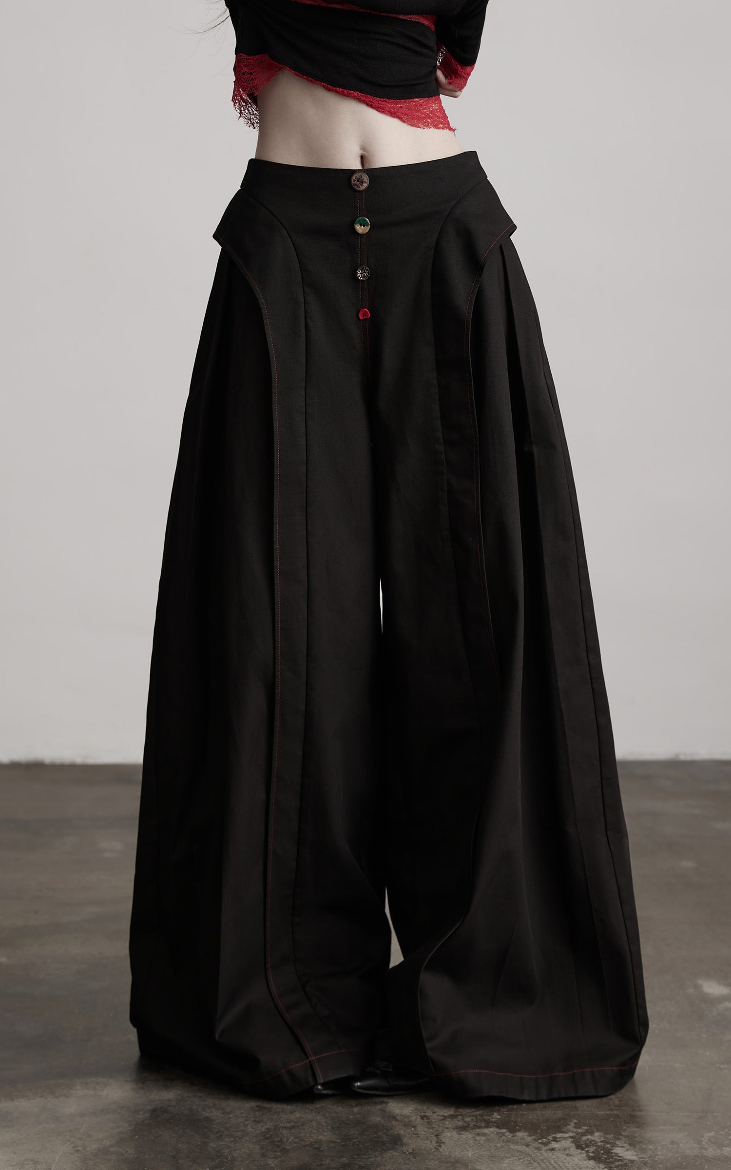DOINDULGE Wide-Leg Trousers with Multi-Button Detail