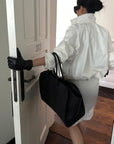 ROVENTE Cropped Double-Breasted Trench Jacket with Structured Lapels and Buckled Cuffs