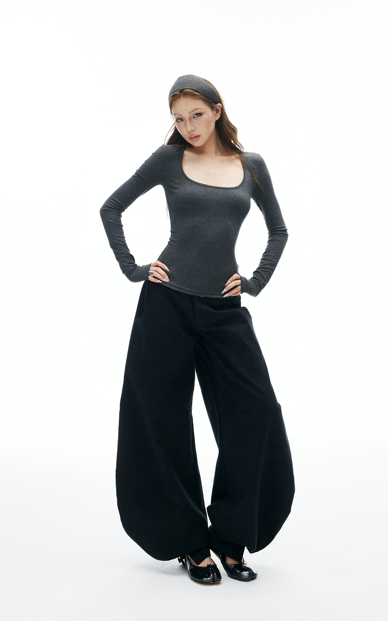 IAMXIAA Knit Long Sleeve Top with Square Neckline