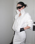 ROVENTE Cropped Double-Breasted Trench Jacket with Structured Lapels and Buckled Cuffs