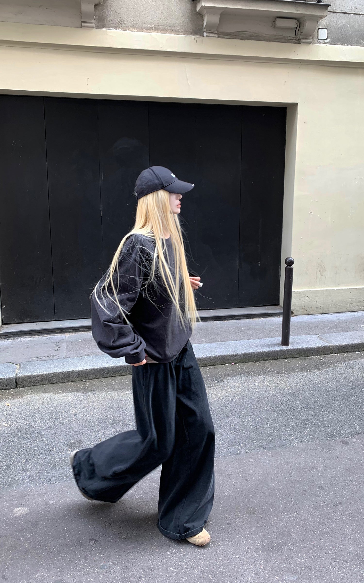 Rase le sol Embroidered Oversized Sweatshirt