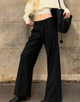 Rase le sol Off-Shoulder Knit Cropped Sweater