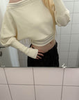 Rase le sol Off-Shoulder Knit Cropped Sweater