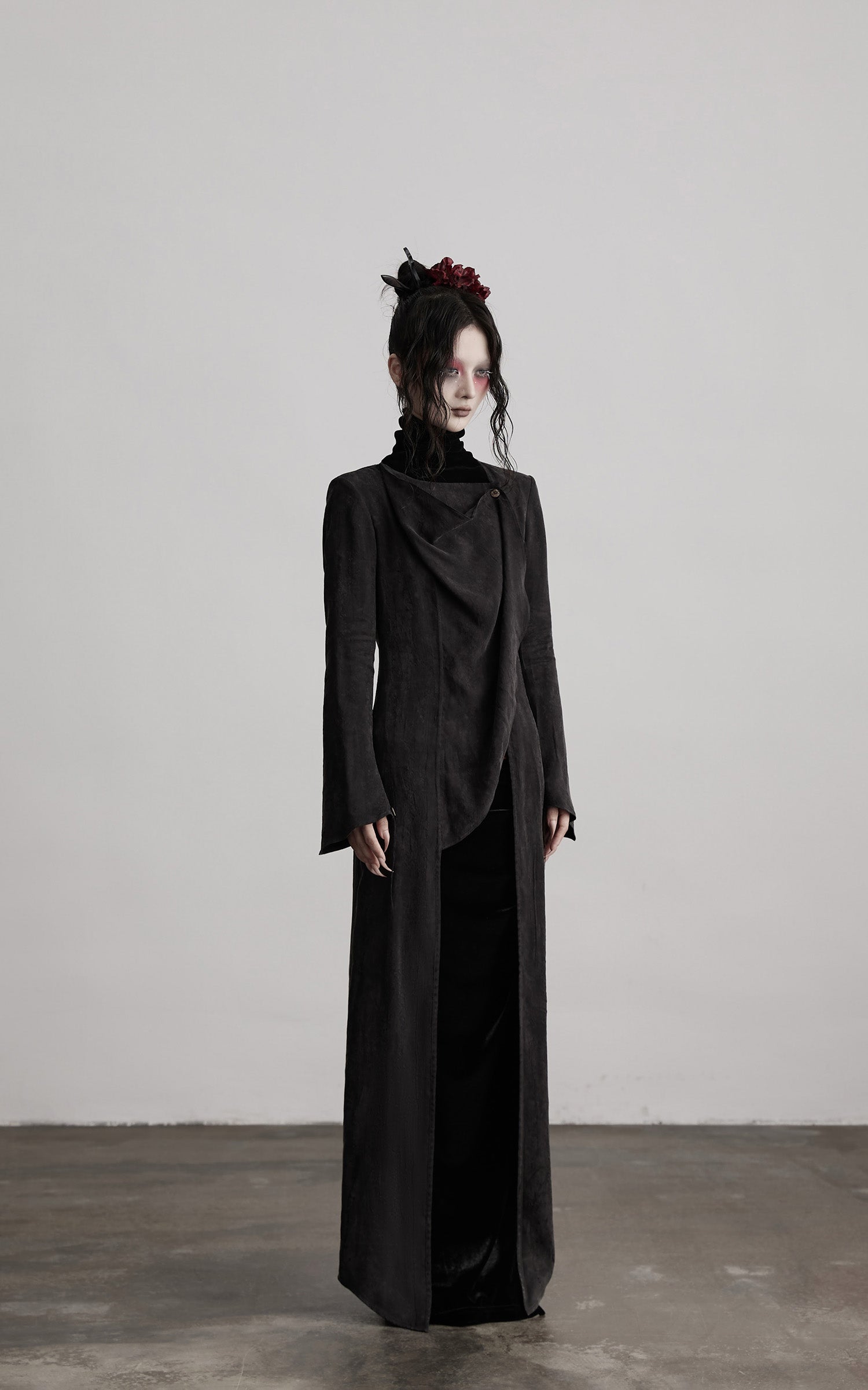 DOINDULGE Asymmetric Long Shirt Draped Textured Layer Deconstructed Minimal Design