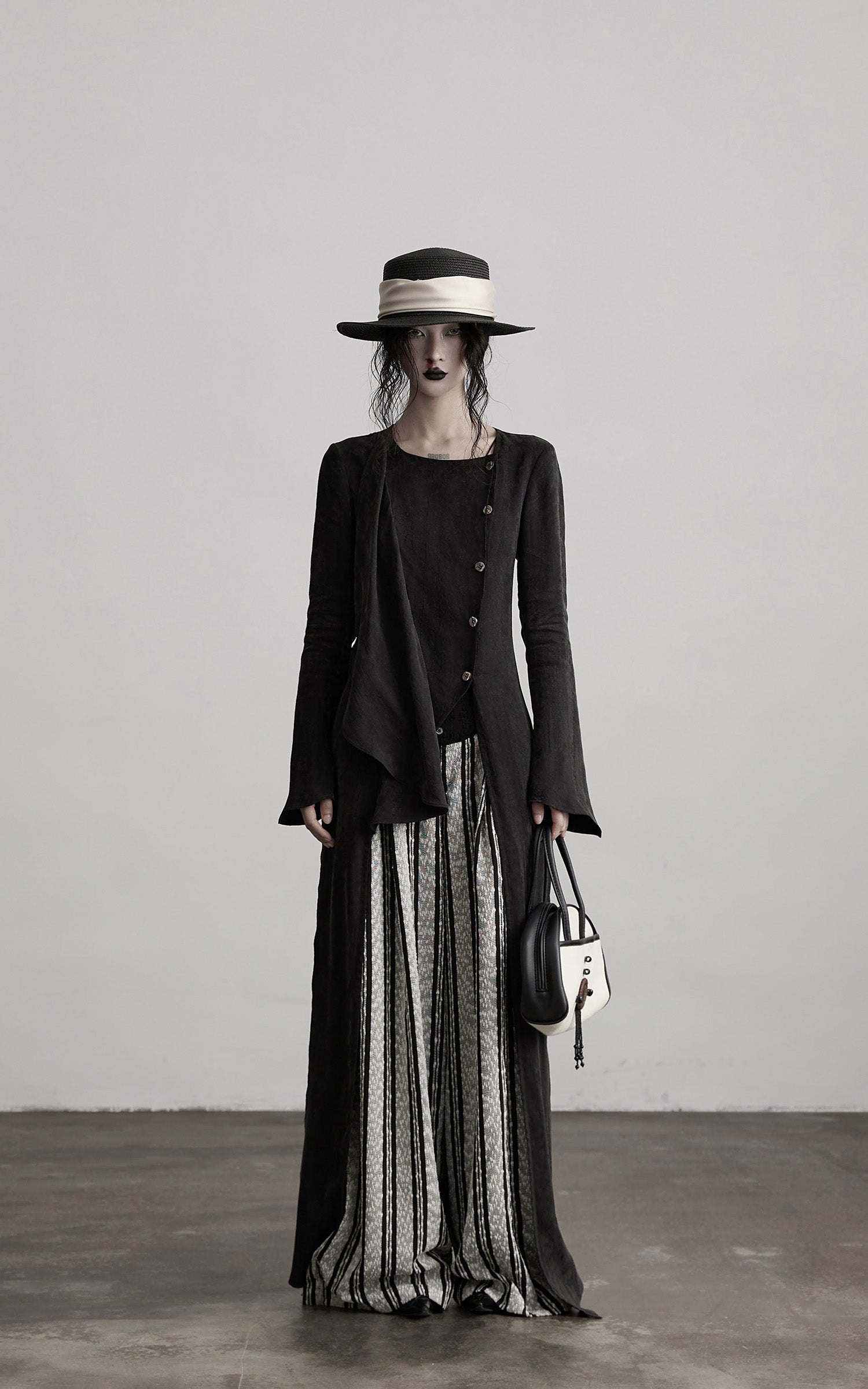 DOINDULGE Asymmetric Long Shirt Draped Textured Layer Deconstructed Minimal Design