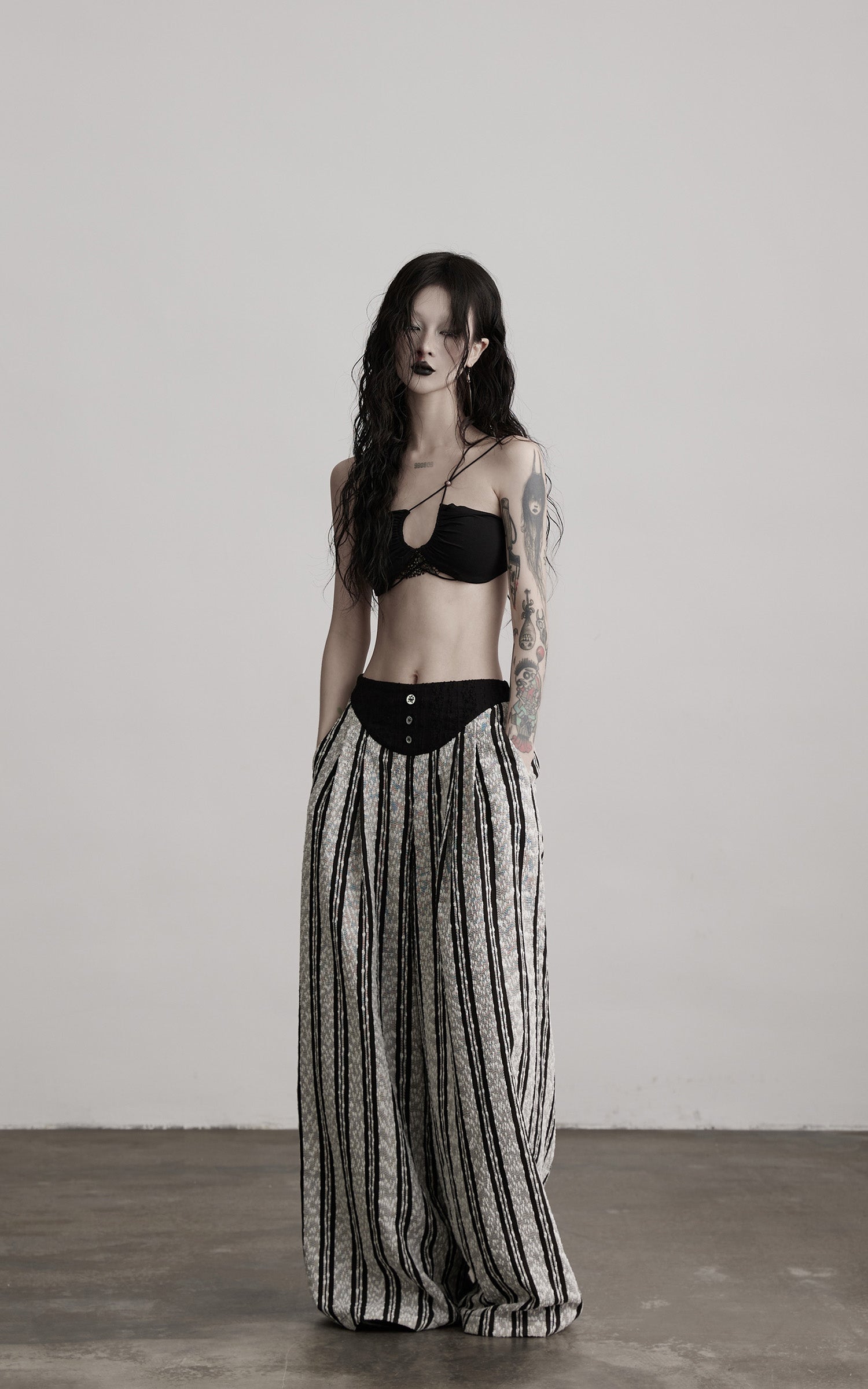 DOINDULGE Lace Strapless Crop Top with Beaded Halter Detail