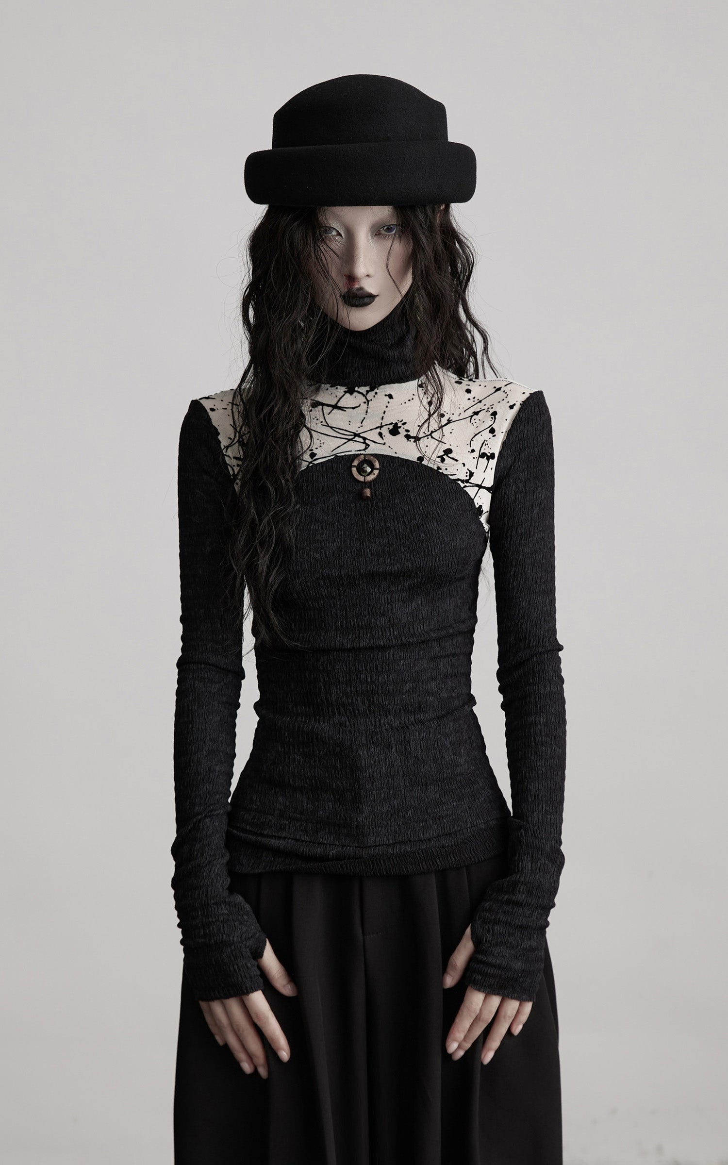DOINDULGE Contrast Splatter Panel High Neck Long Sleeve T-Shirt