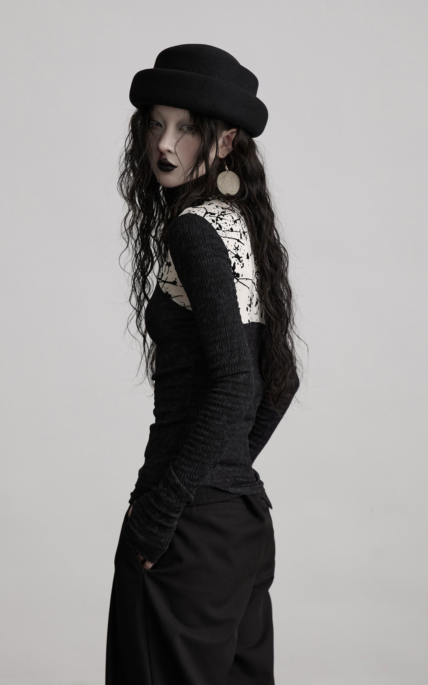 DOINDULGE Contrast Splatter Panel High Neck Long Sleeve T-Shirt