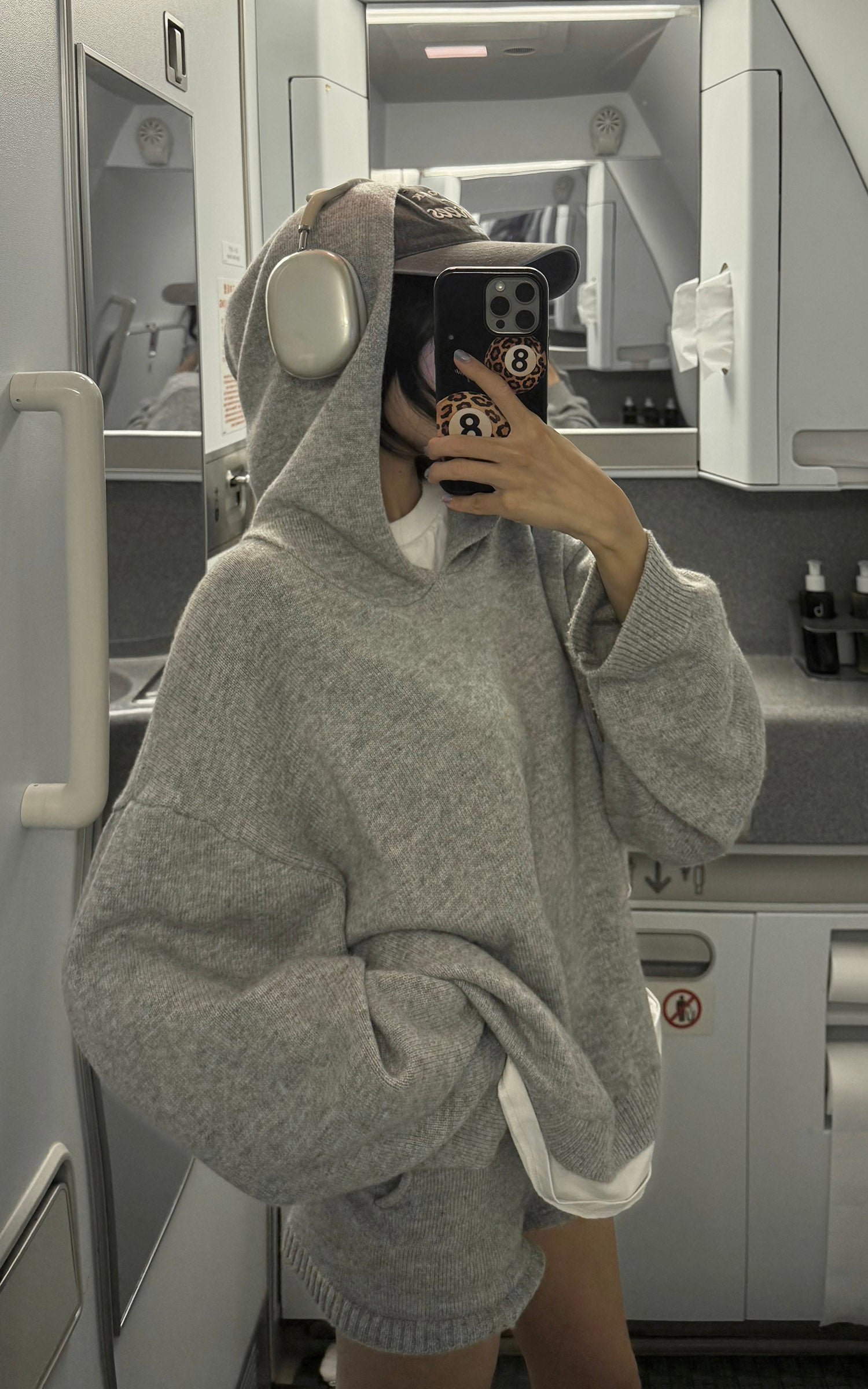 WARDEN EDGE Knit Hoodie &amp; Shorts Set