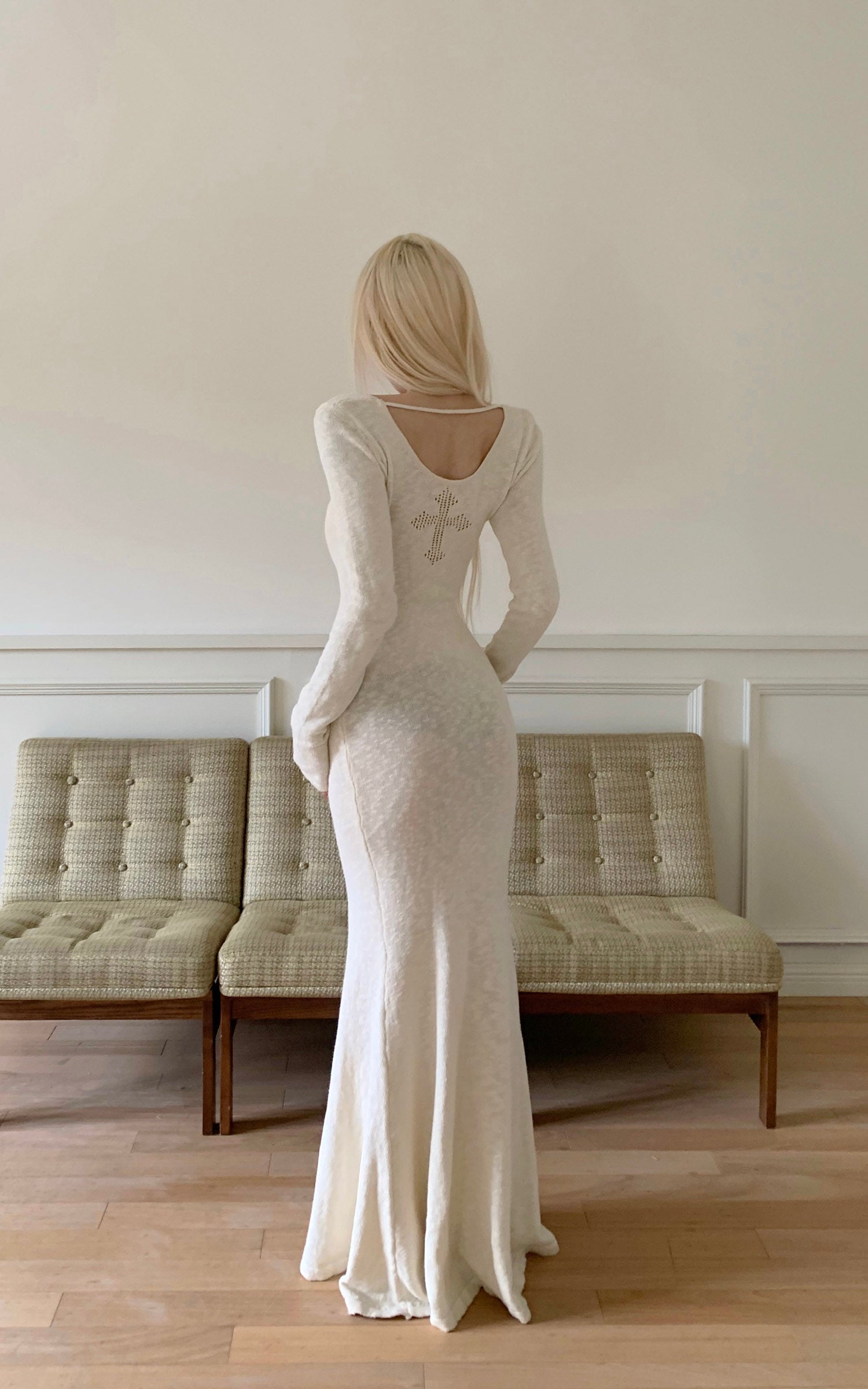 Rase le sol Hollow Cross Knit Maxi Dress