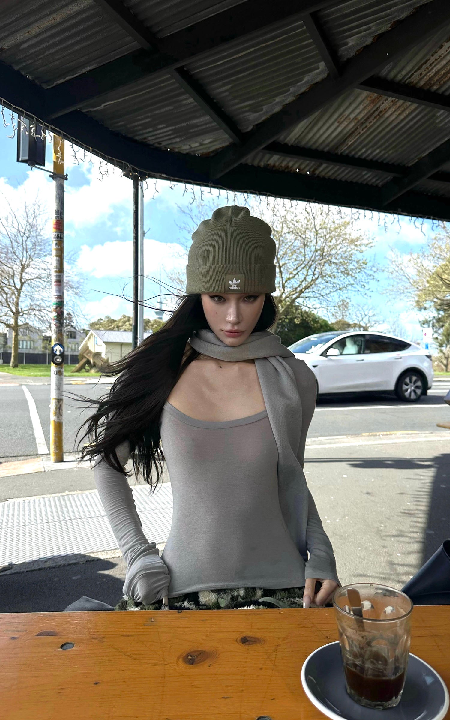 0122stepll Structured Shoulder Long Sleeve Top