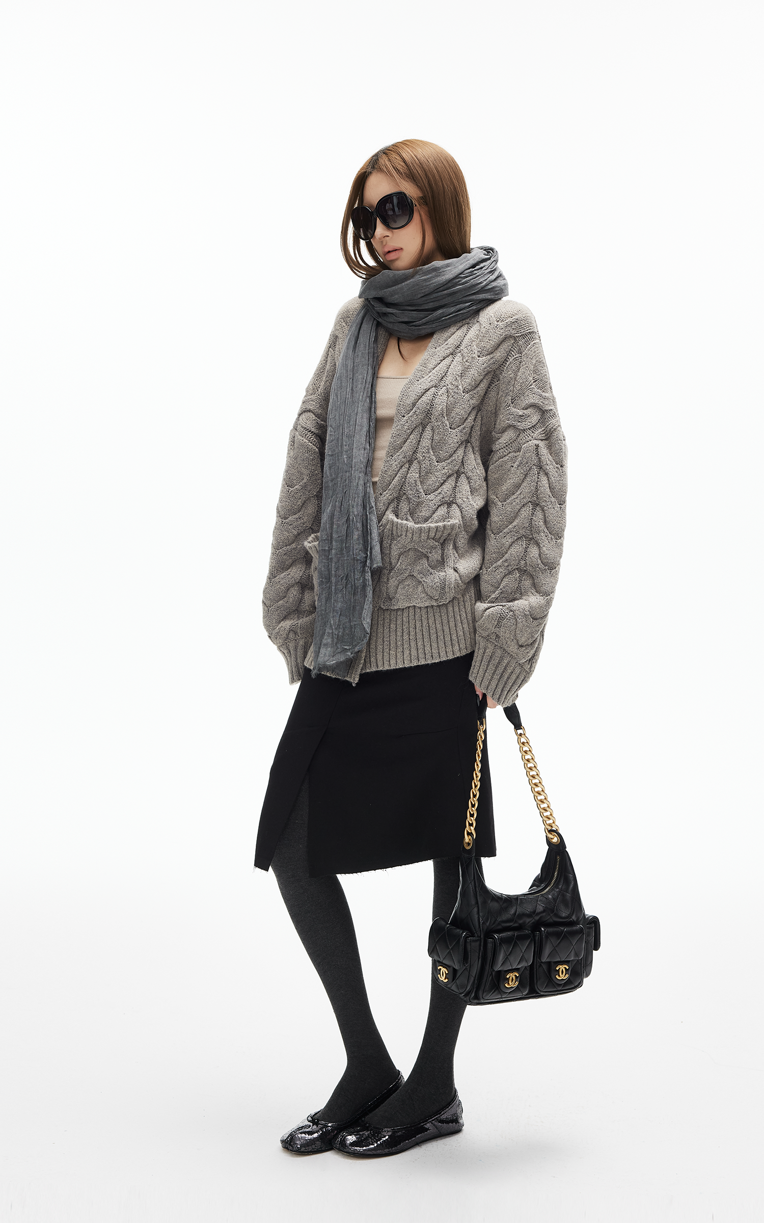 IAMXIAA Cable Knit Button Cardigan Relaxed Fit